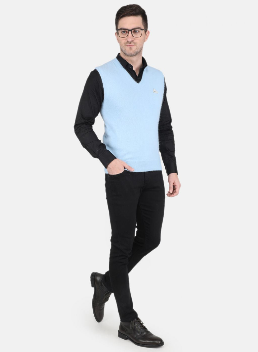 Men Blue Solid Sweater