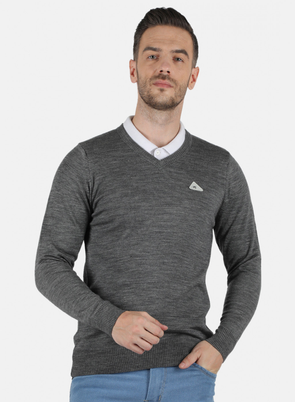 Men Grey Solid Pullover