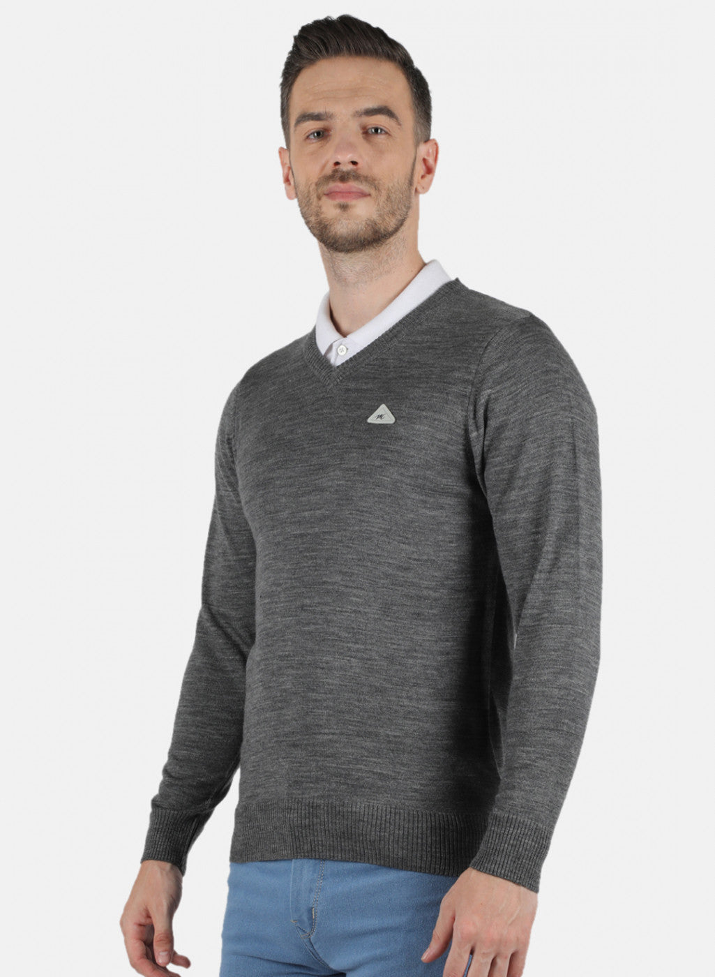 Men Grey Solid Pullover