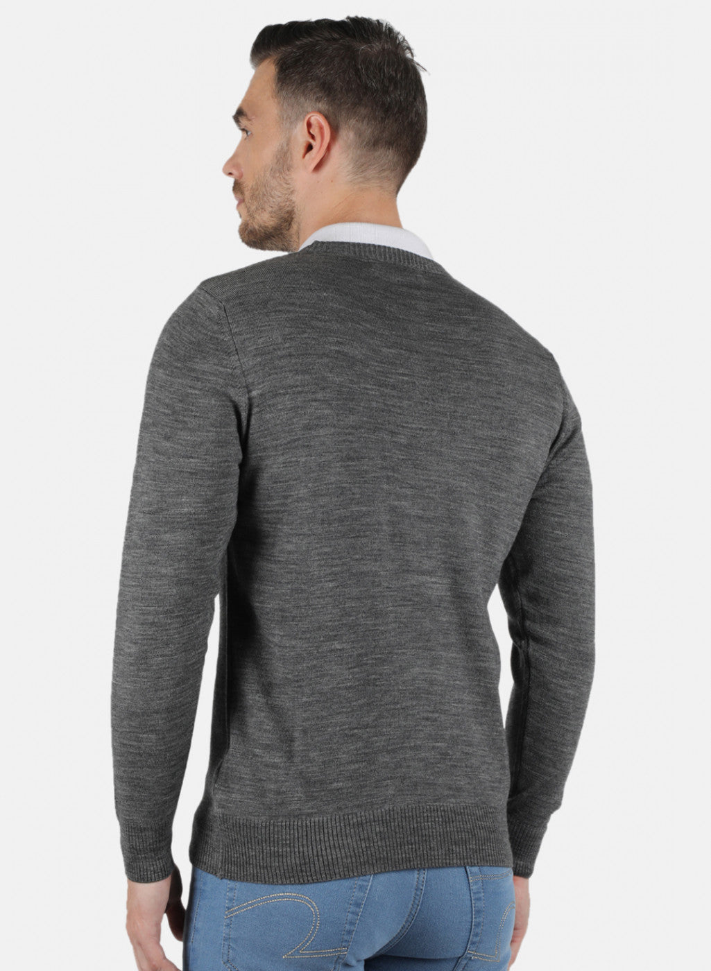 Men Grey Solid Pullover