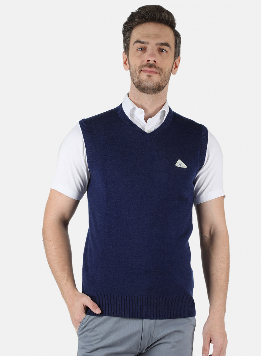 Men Blue Solid Sweater