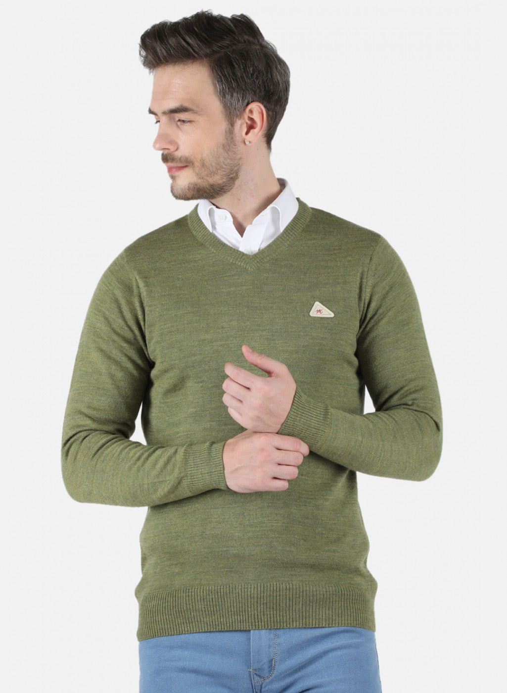 Men Olive Solid Sweater