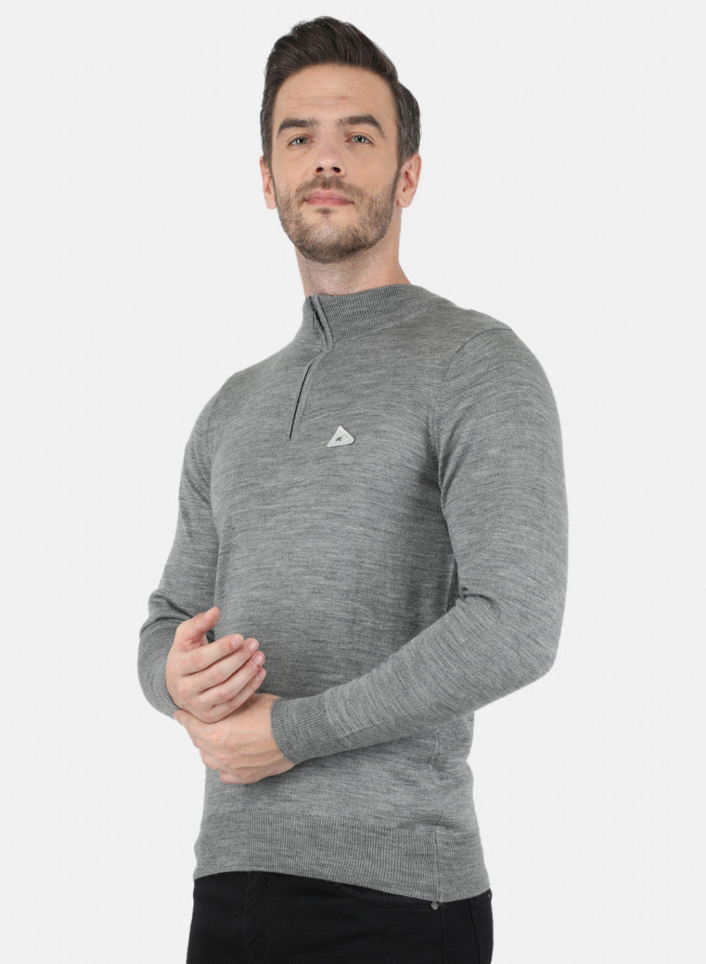 Men Grey Solid Pullover