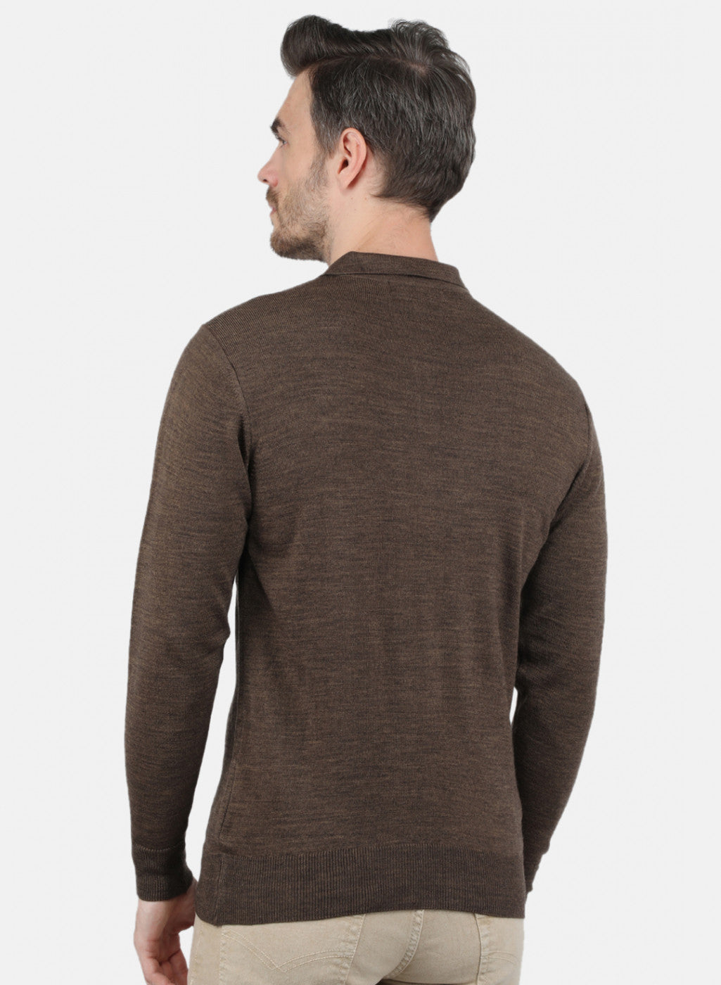 Men Brown Solid T-Shirt