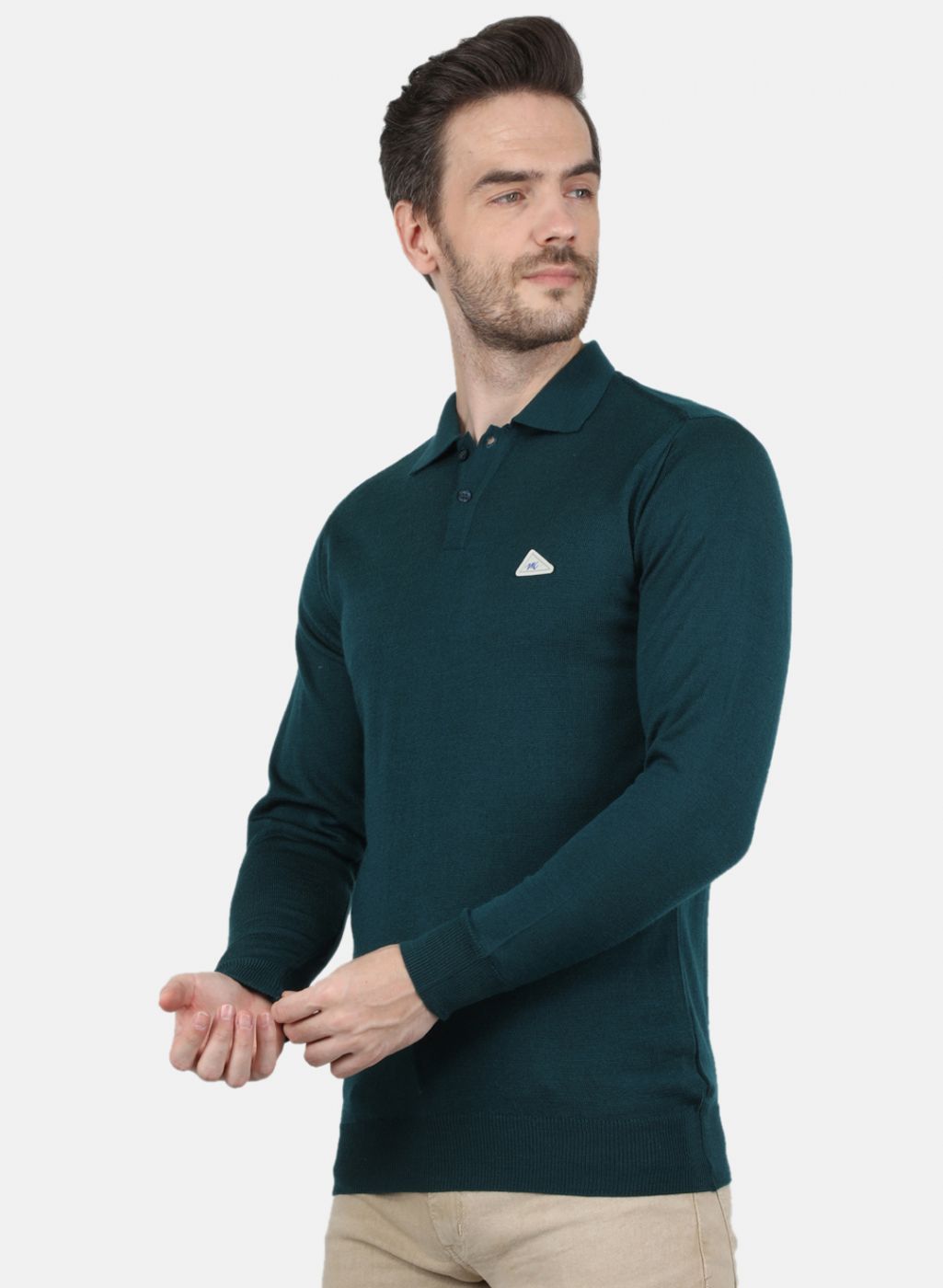 Men Green Solid T-Shirt