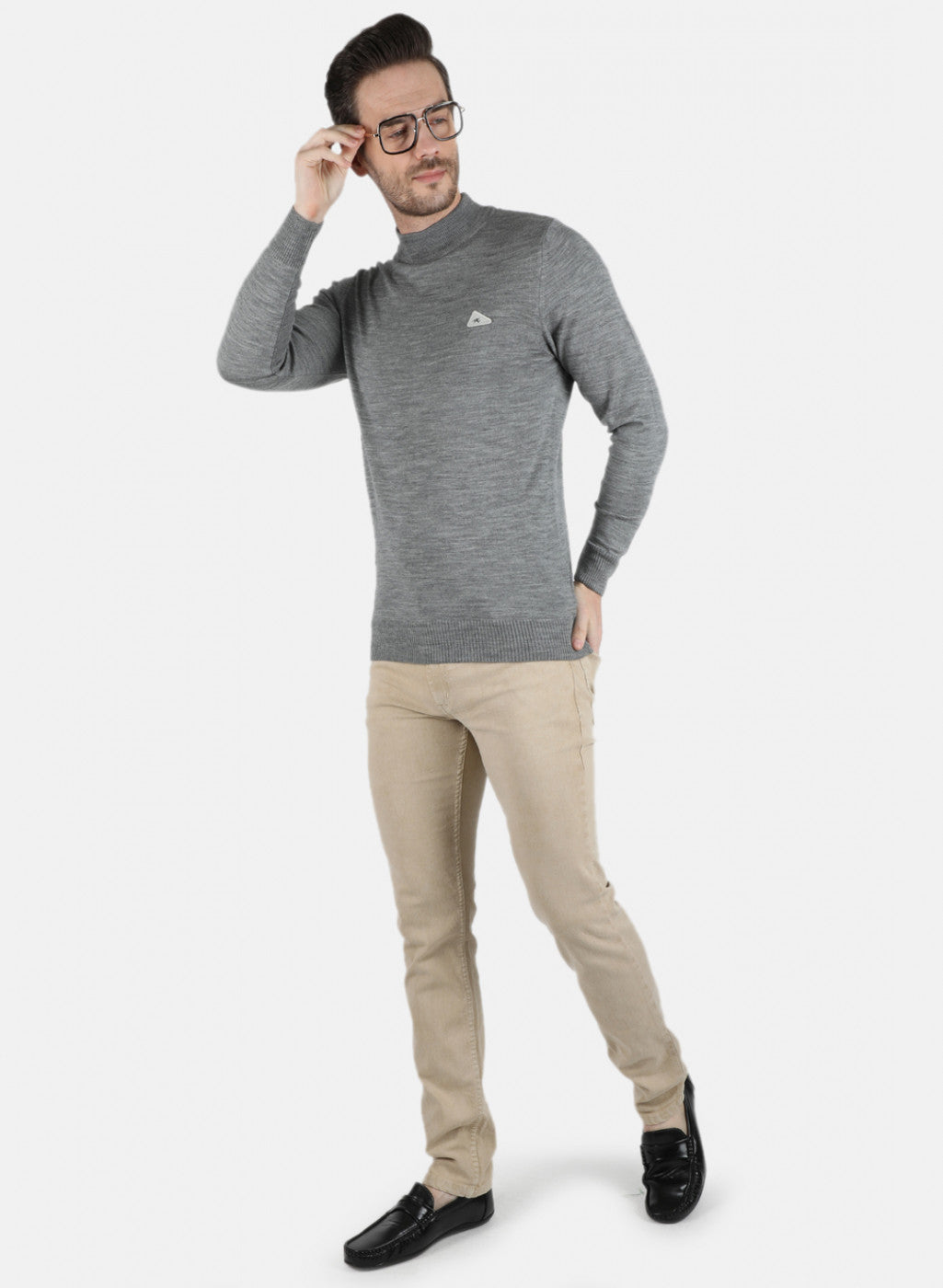 Men Grey Solid Pullover