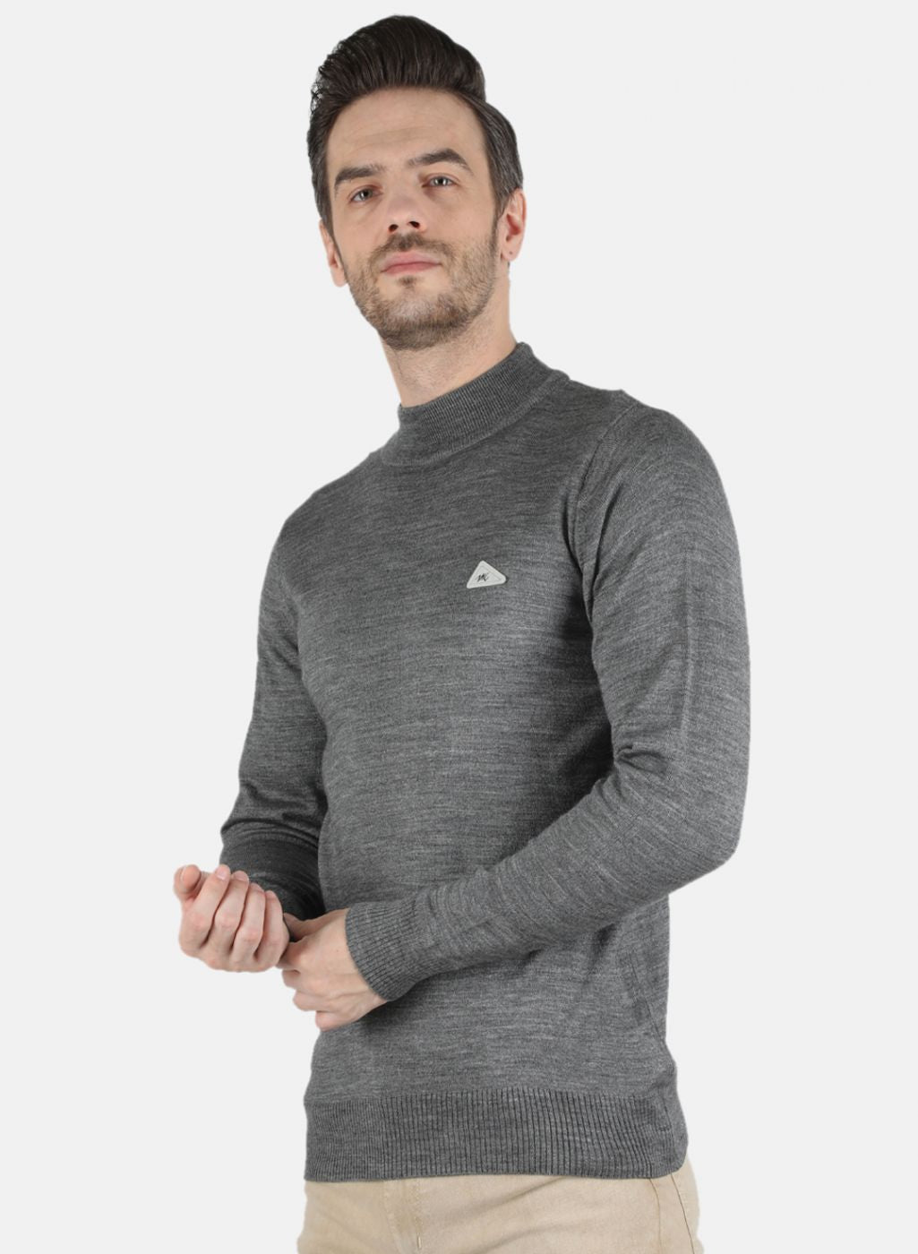 Men Grey Solid Pullover