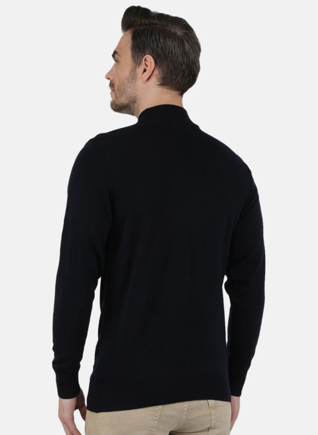 Men NAvy Blue Solid Pullover