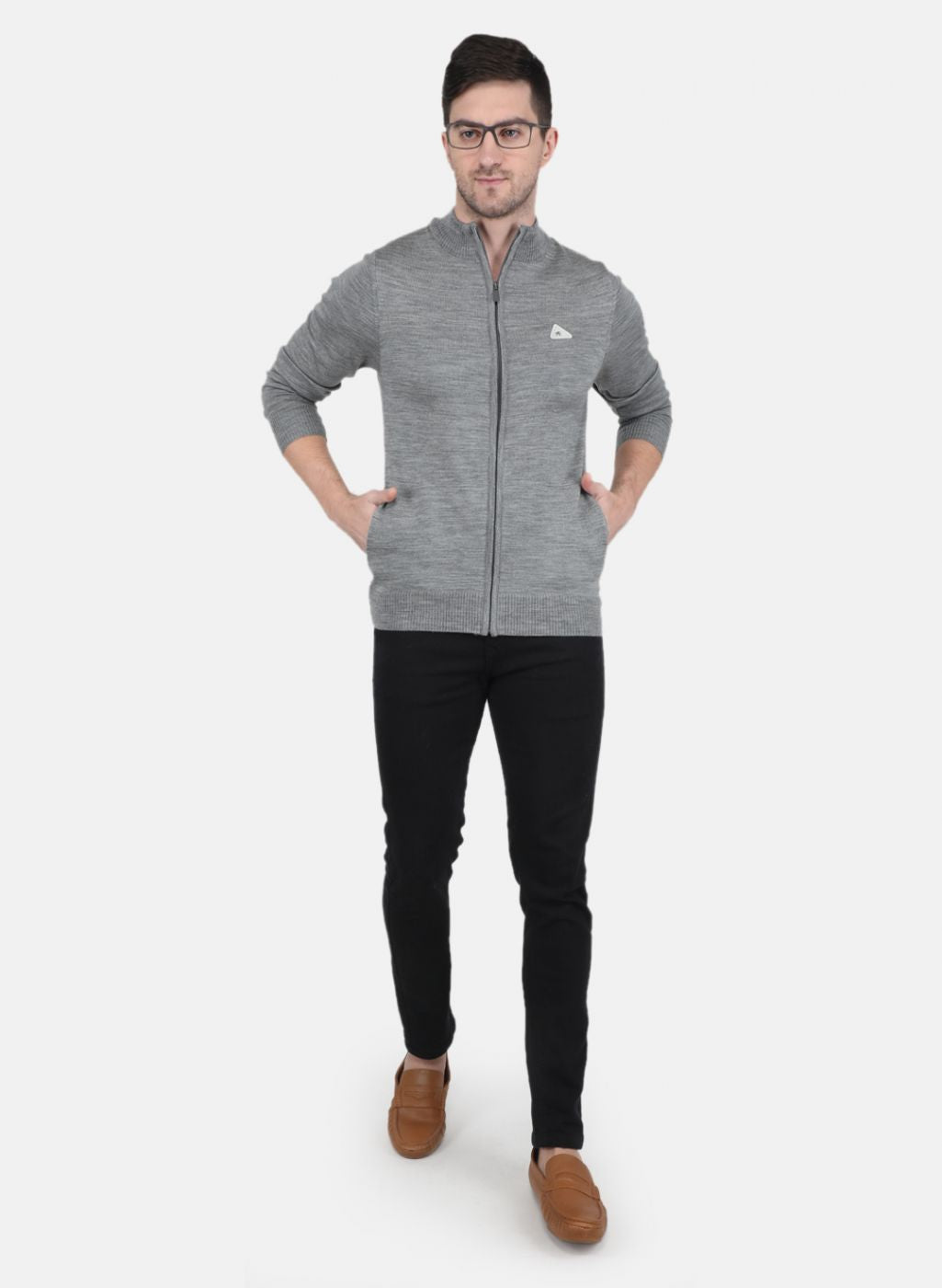 Men Grey Solid Pullover