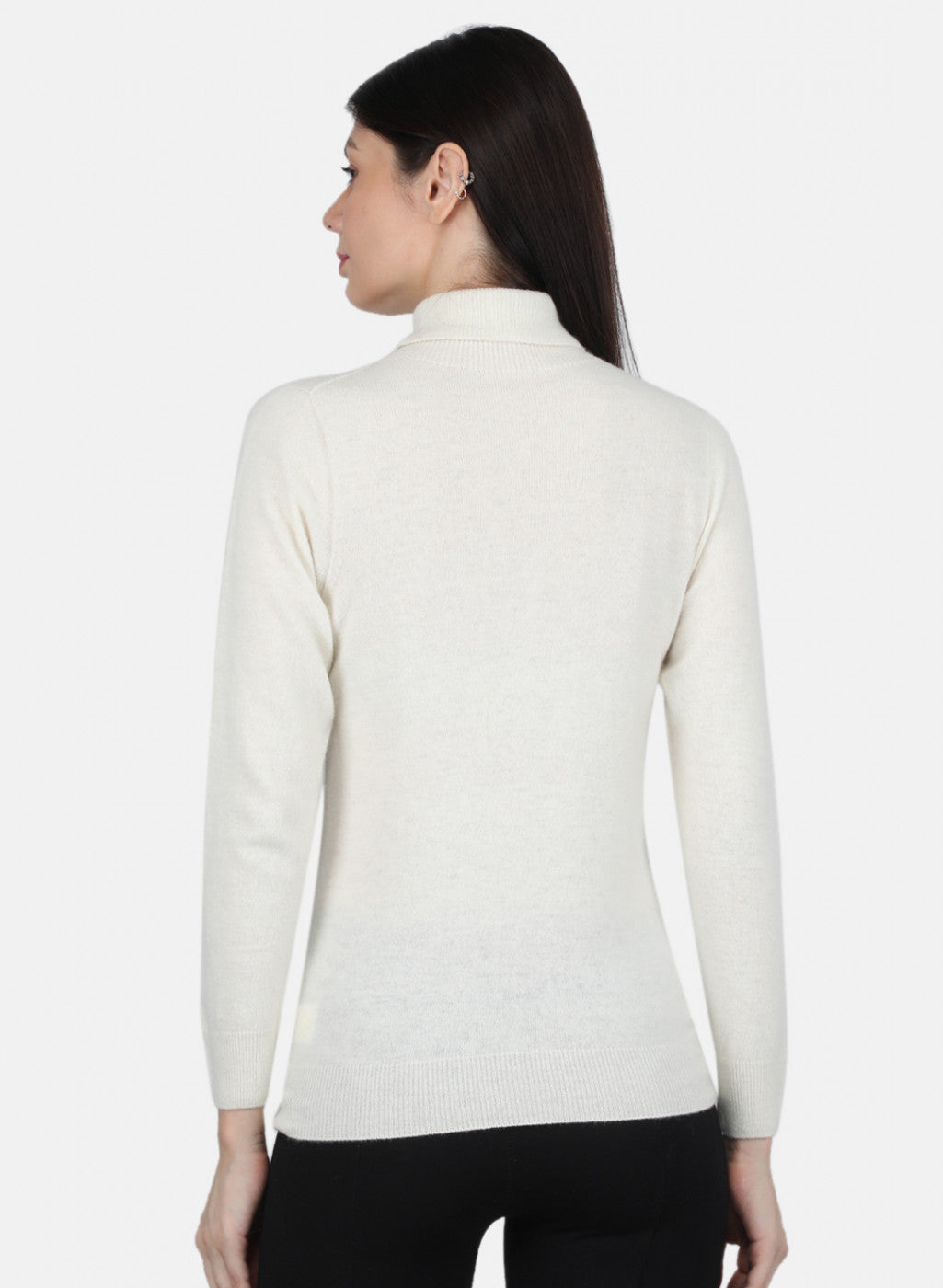 Women White Solid Top