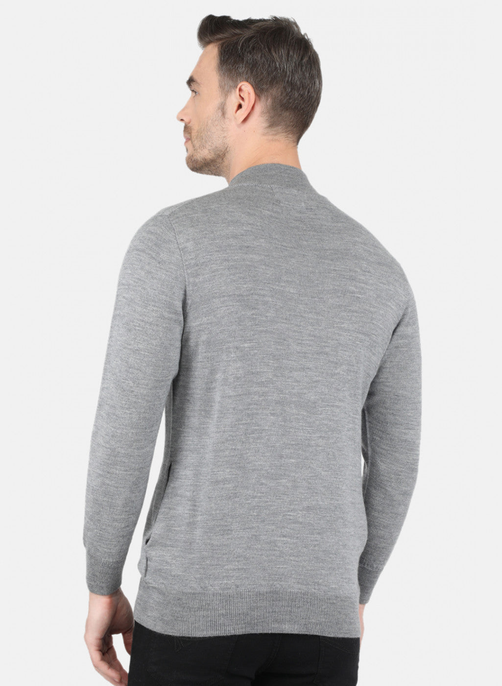 Men Grey Solid Pullover