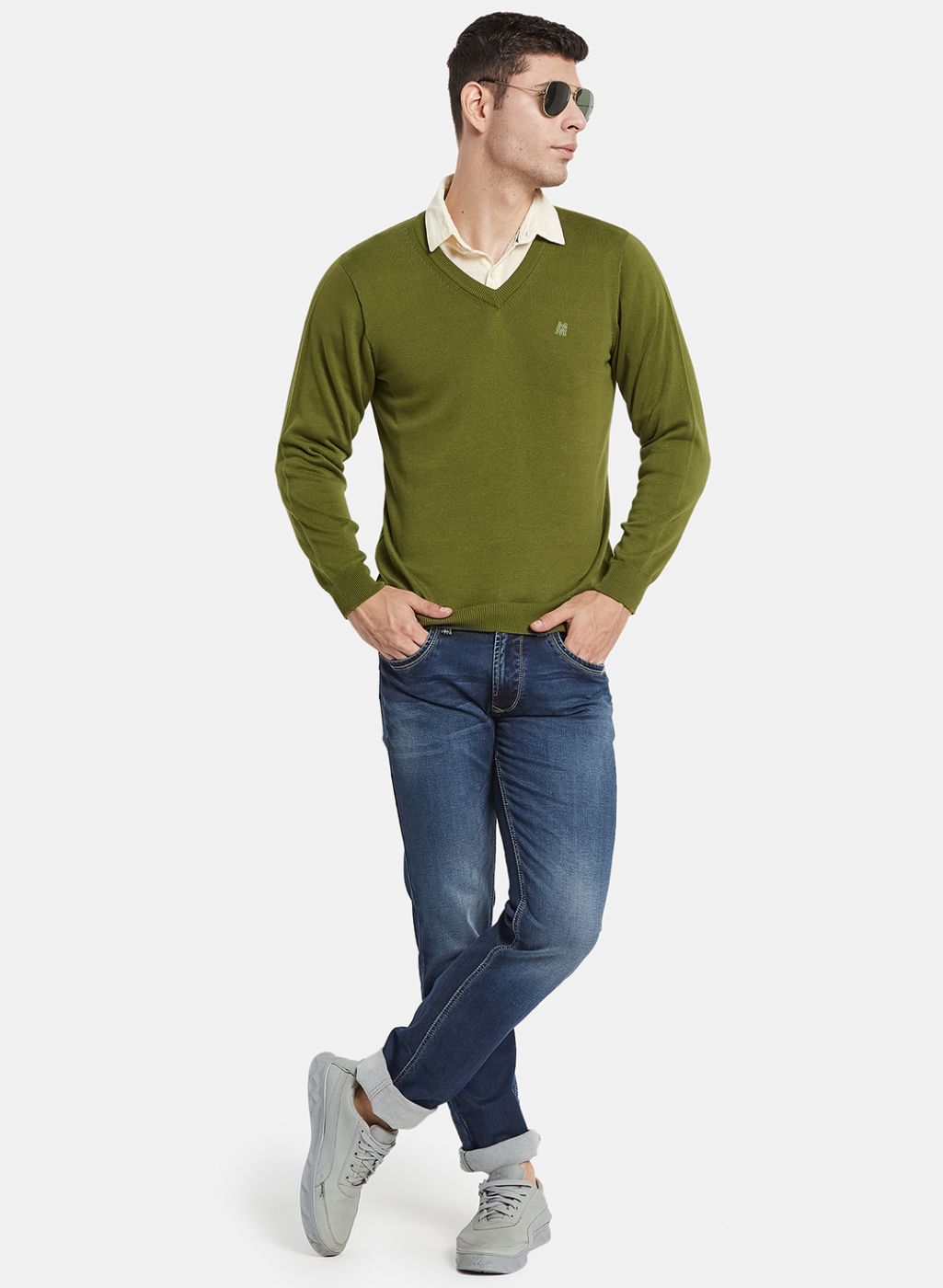 Men Olive Solid Pullover