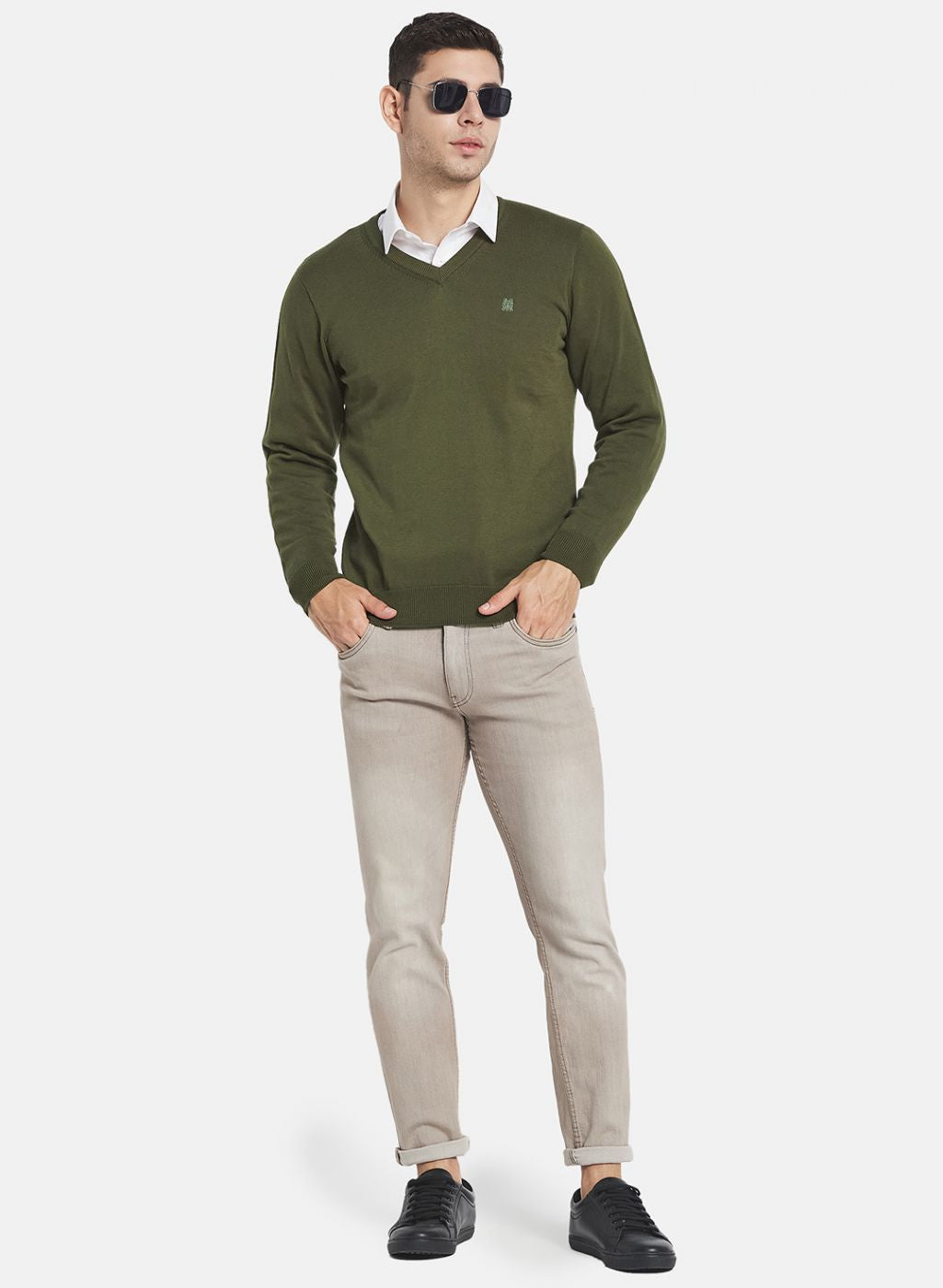 Men Olive Solid Sweater