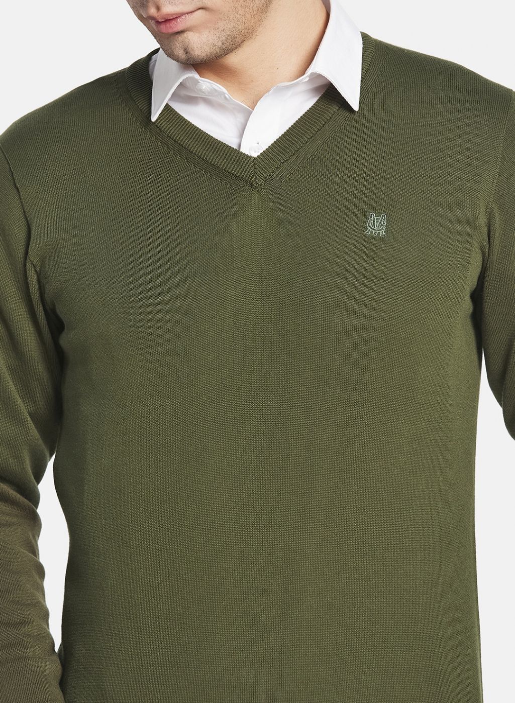 Men Olive Solid Sweater