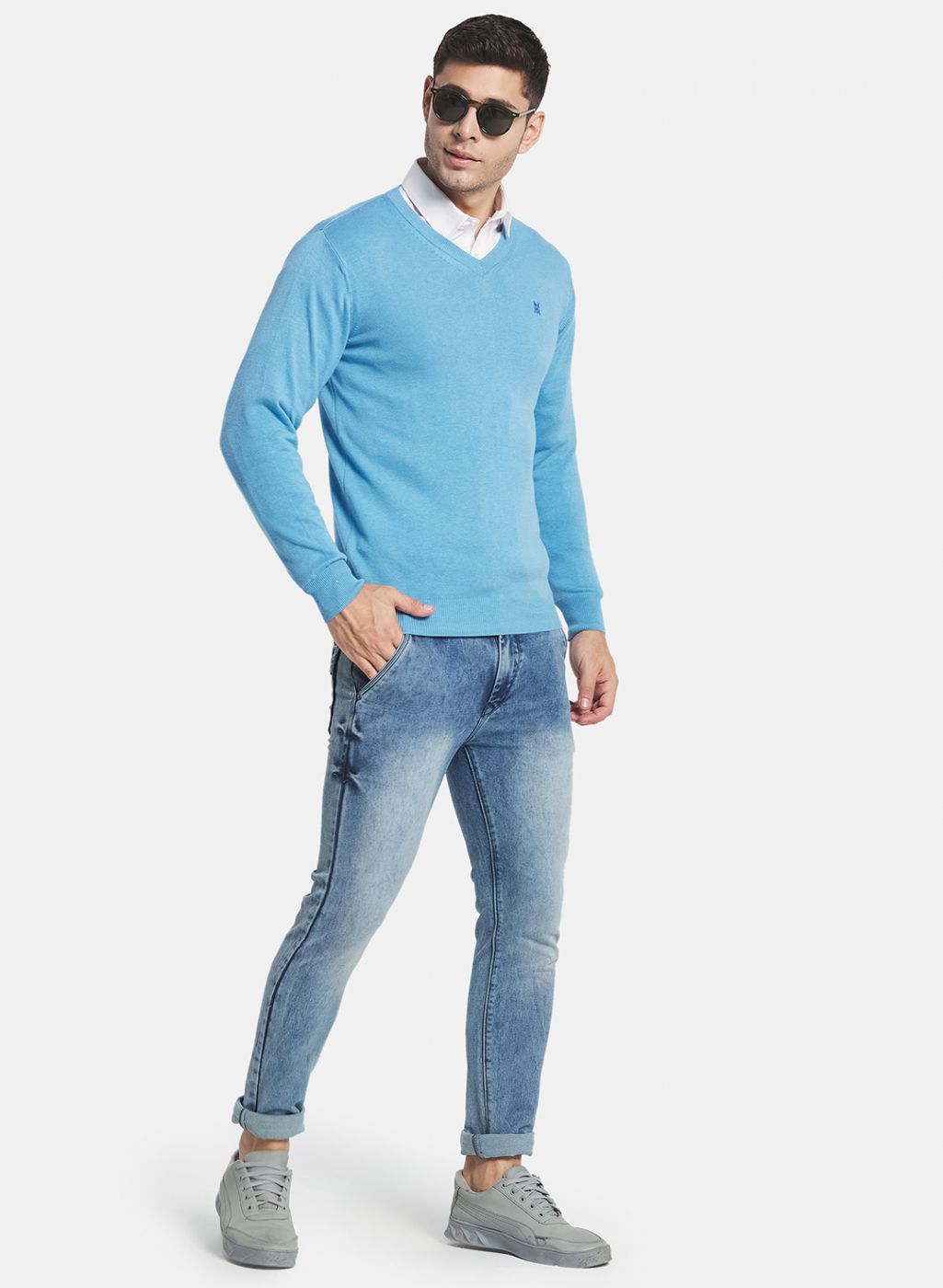 Men Blue Solid Pullover