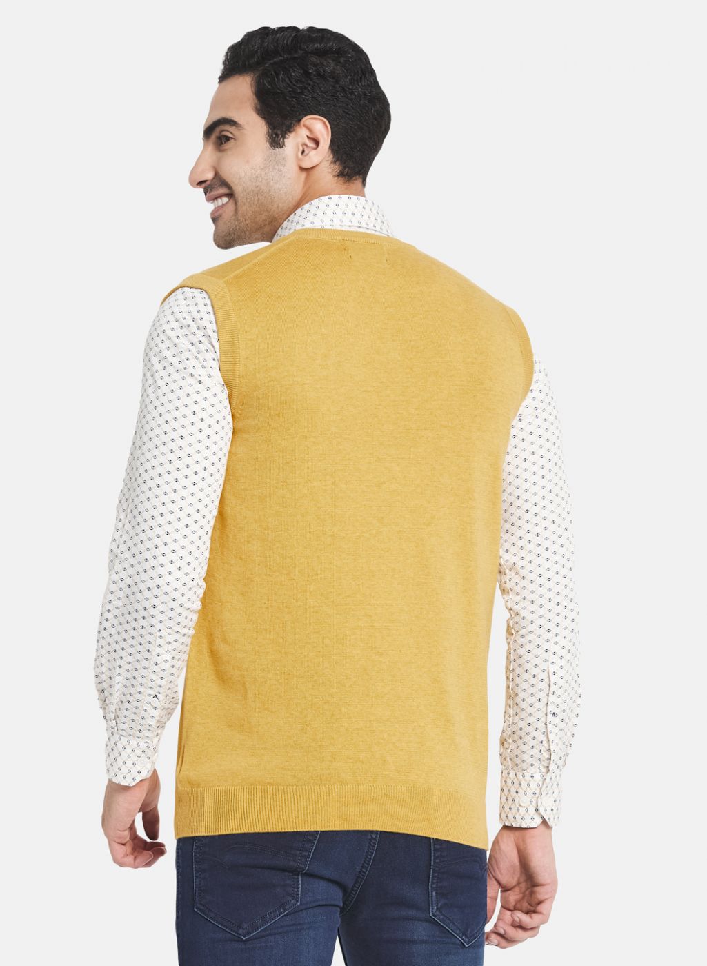 Men Yellow Solid Sweater