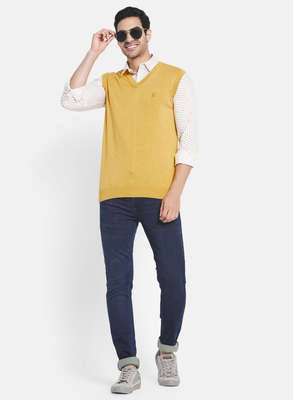 Men Yellow Solid Sweater