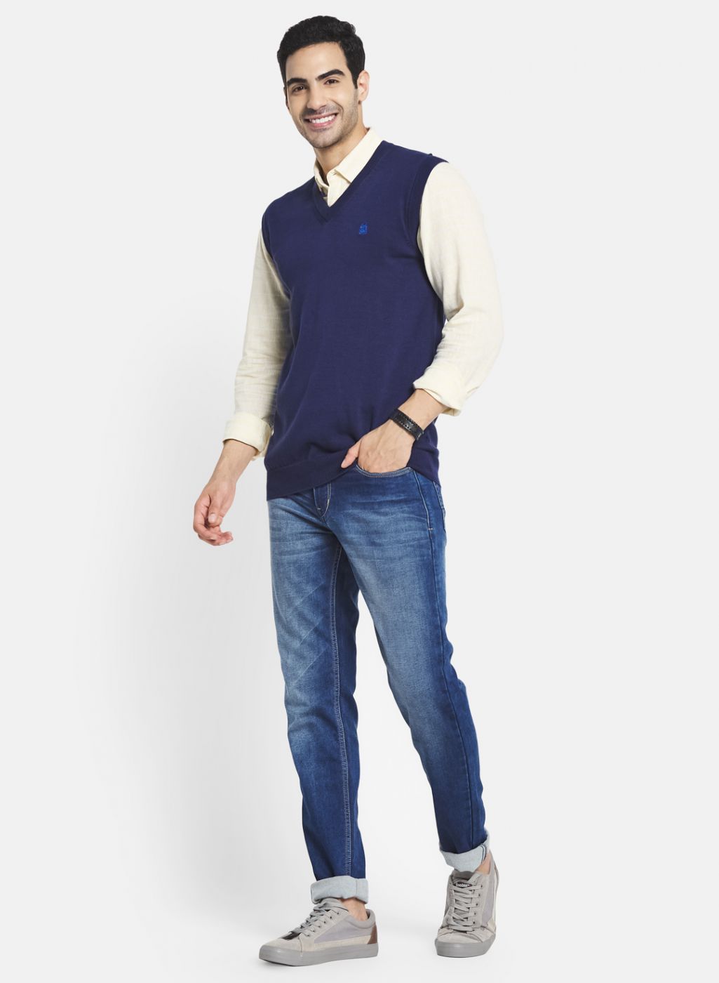 Men Blue Solid Sweater