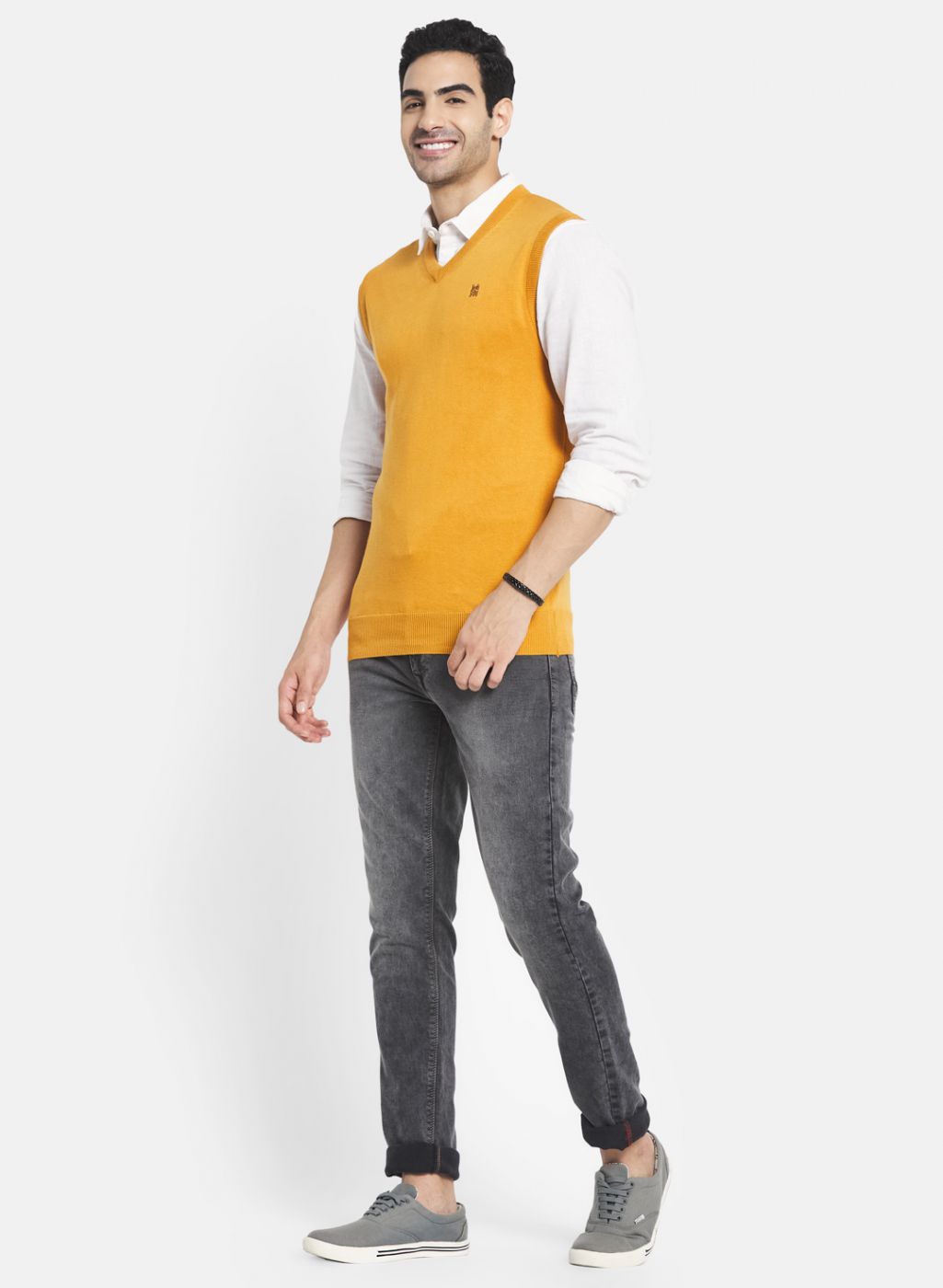 Men Yellow Solid Sweater