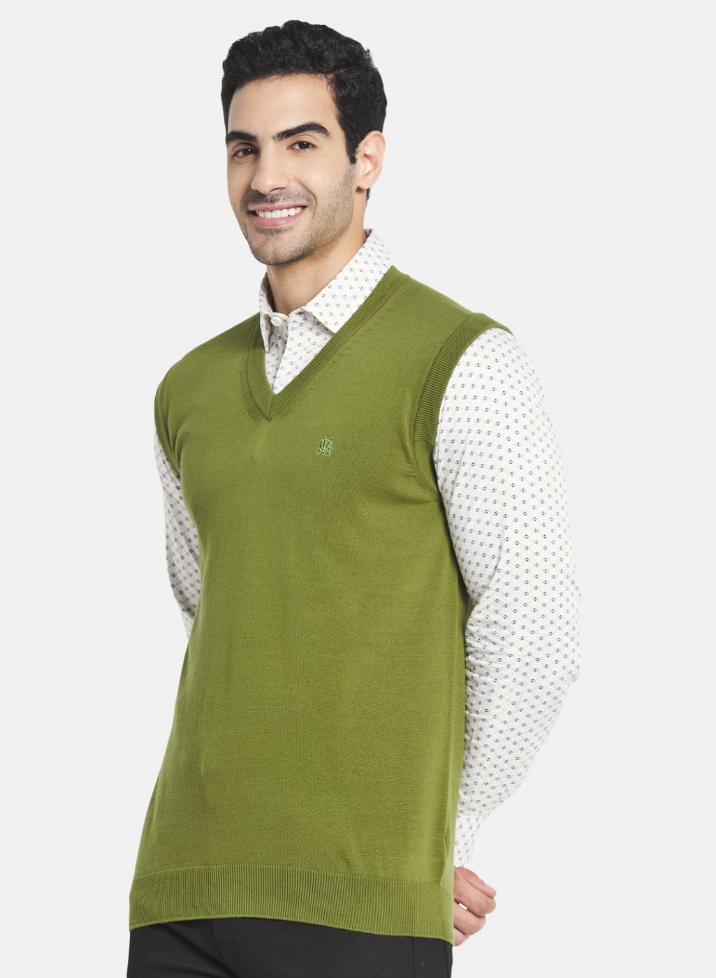 Men Olive Solid Sweater