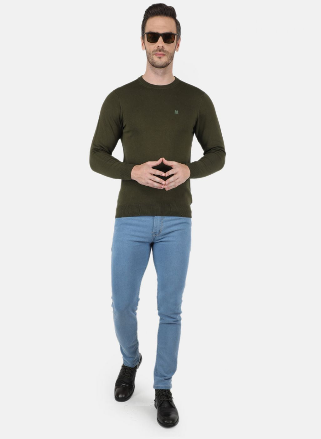 Men Olive Solid Sweater