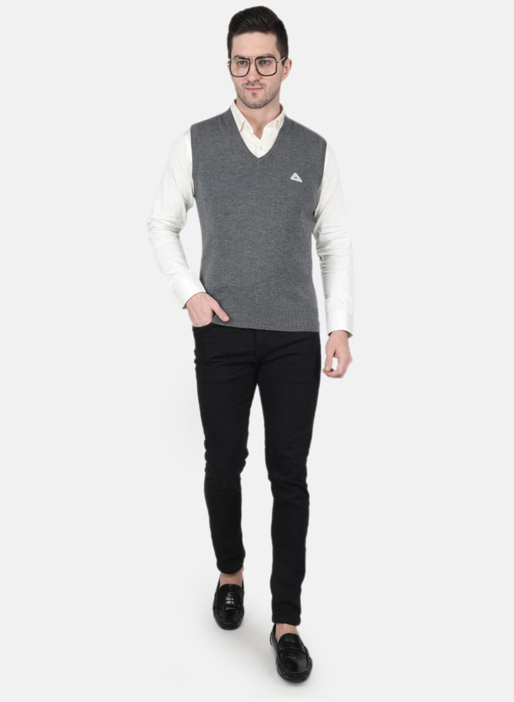 Men Grey Solid Sweater