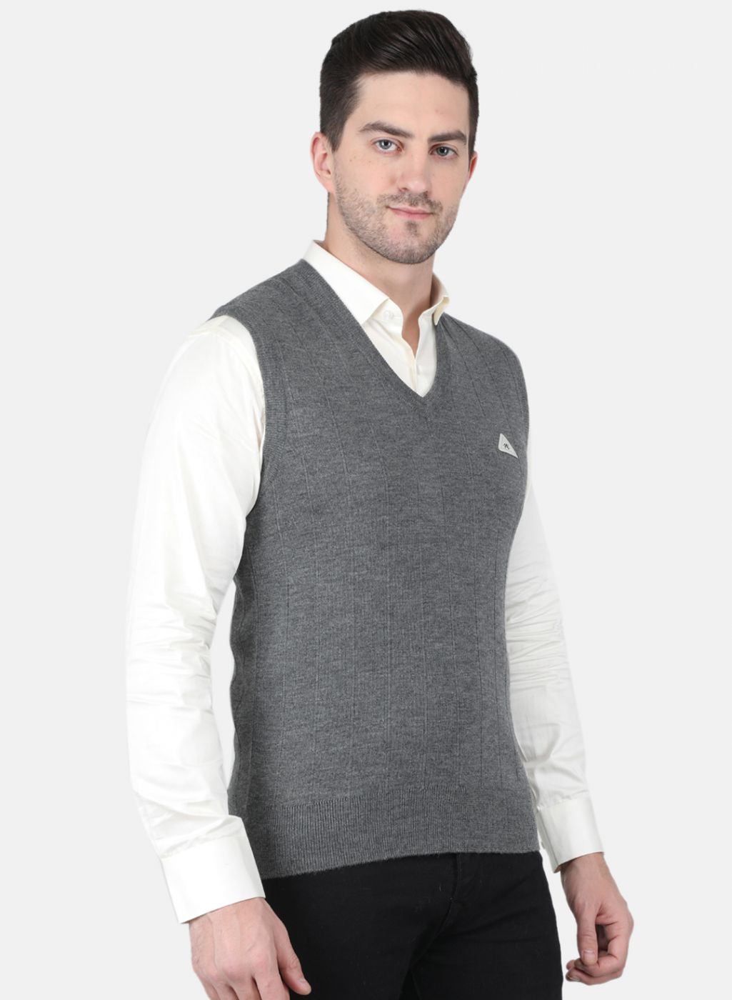 Men Grey Solid Sweater