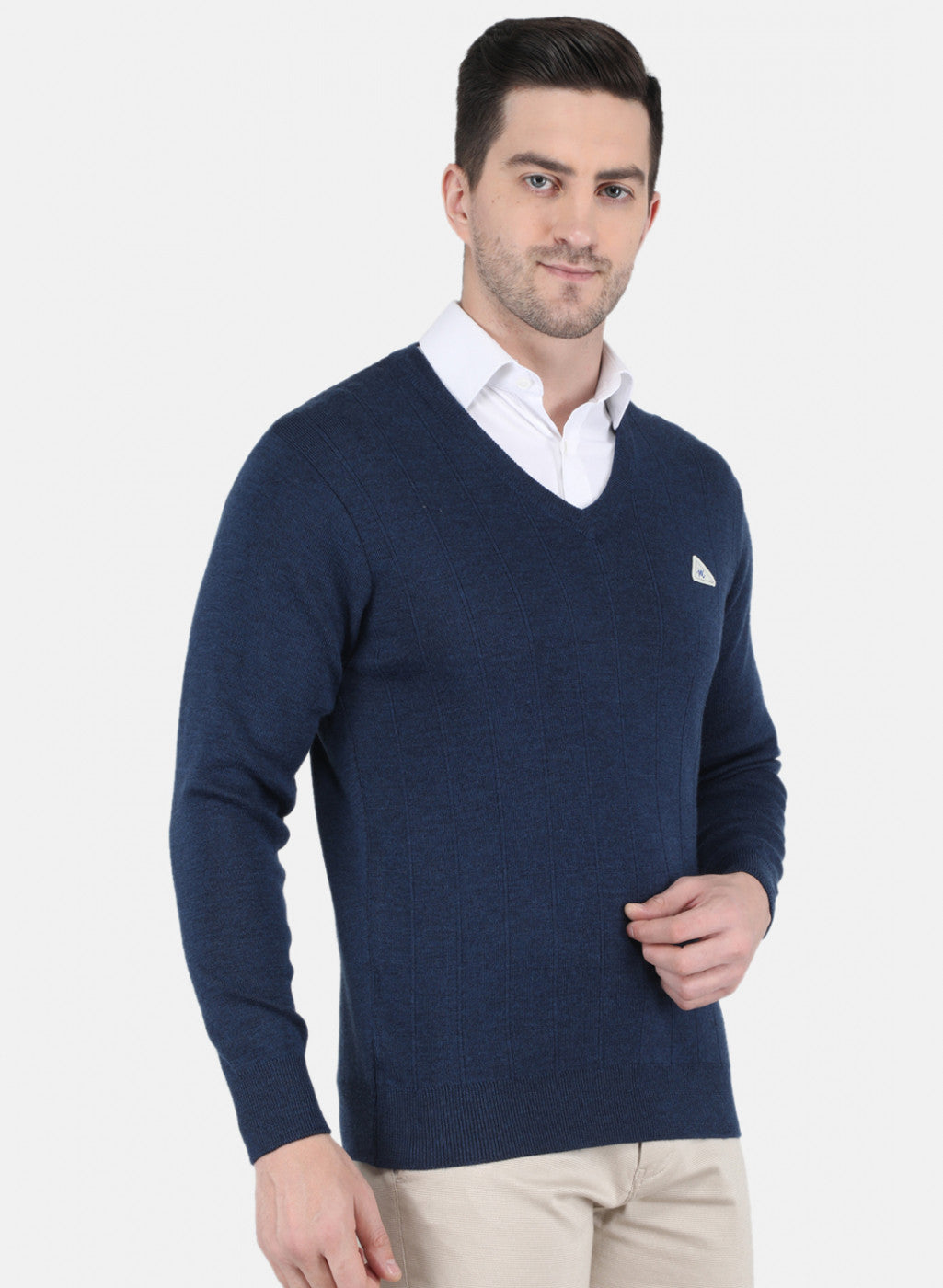 Men NAvy Blue Solid Pullover