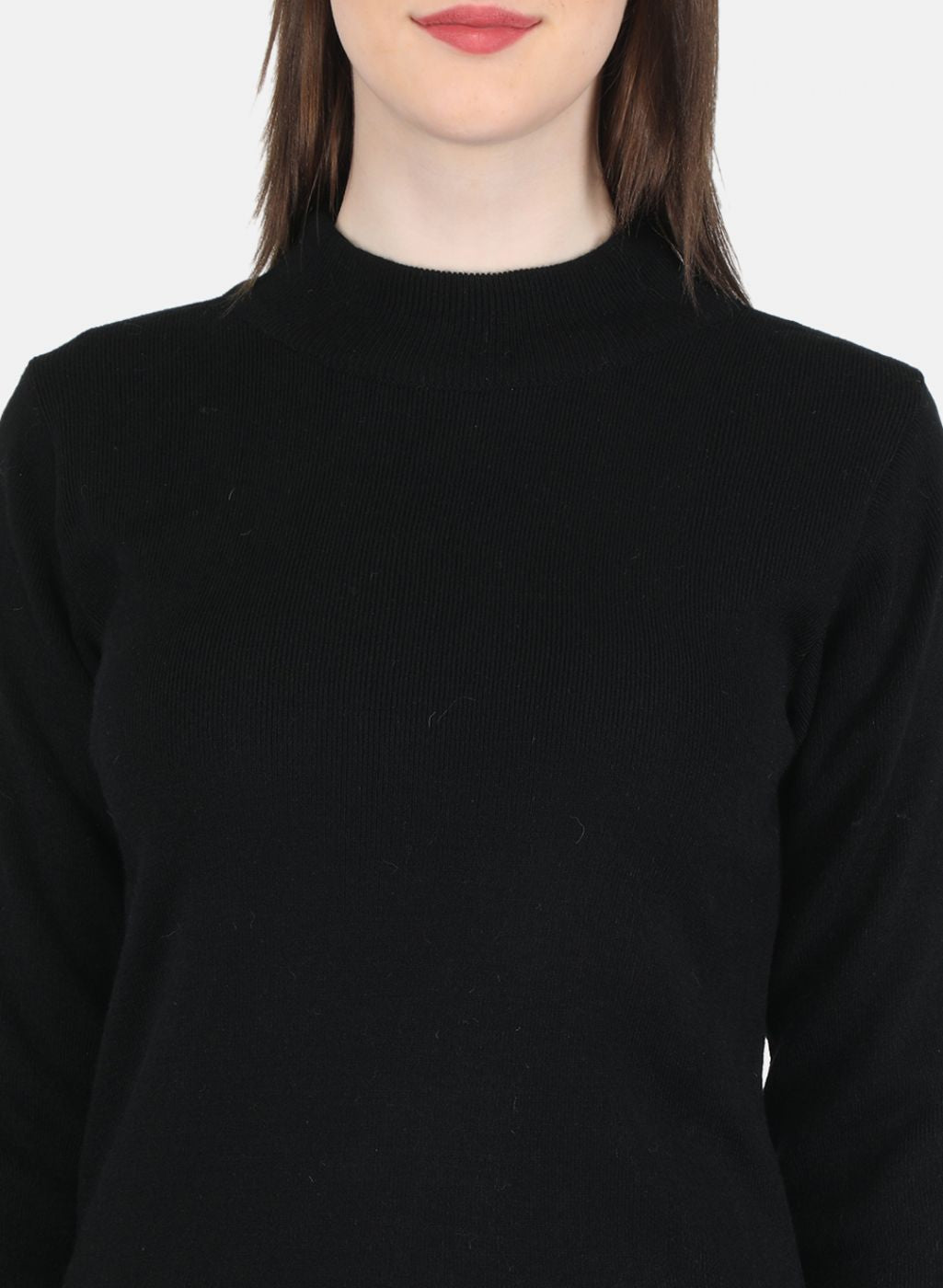 Women Black Solid Sceavy Top