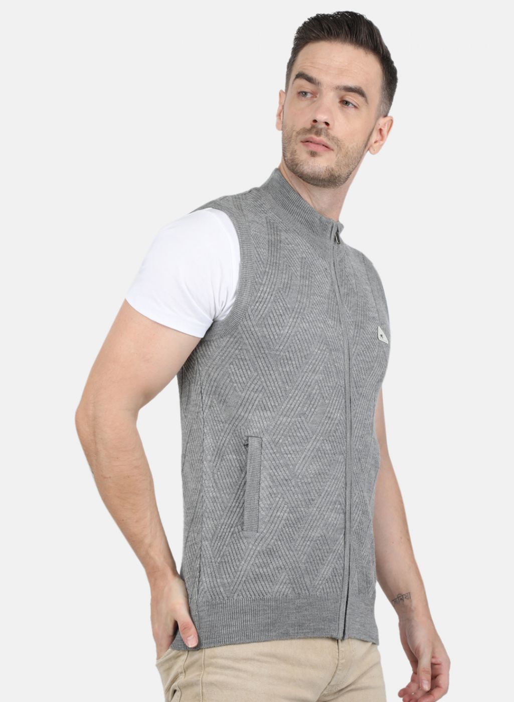 Men Grey Self Design Sweater