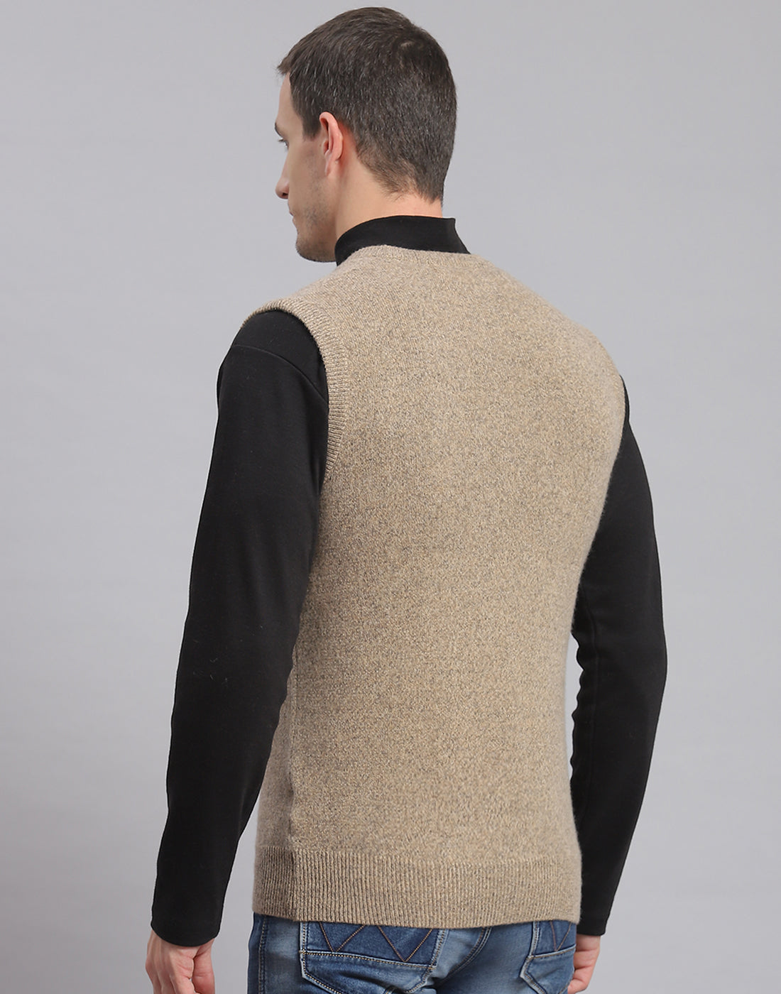 Men Brown Solid V Neck Sleeveless Sweater