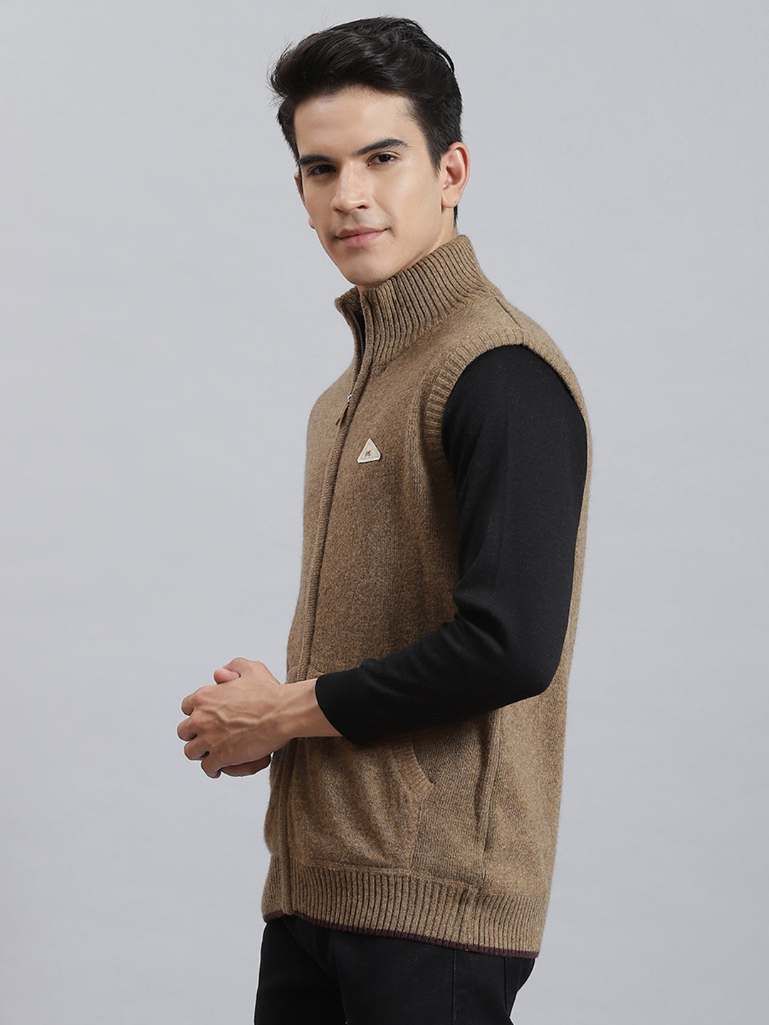 Men Brown Solid Stand Collar Sleeveless Sweaters/Pullovers