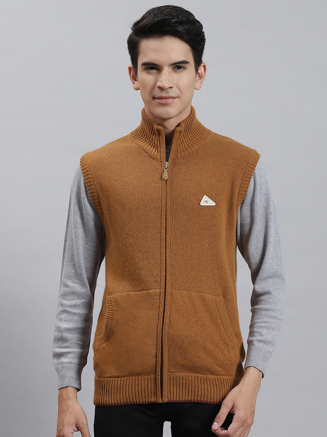 Men Brown Solid Stand Collar Sleeveless Sweaters/Pullovers