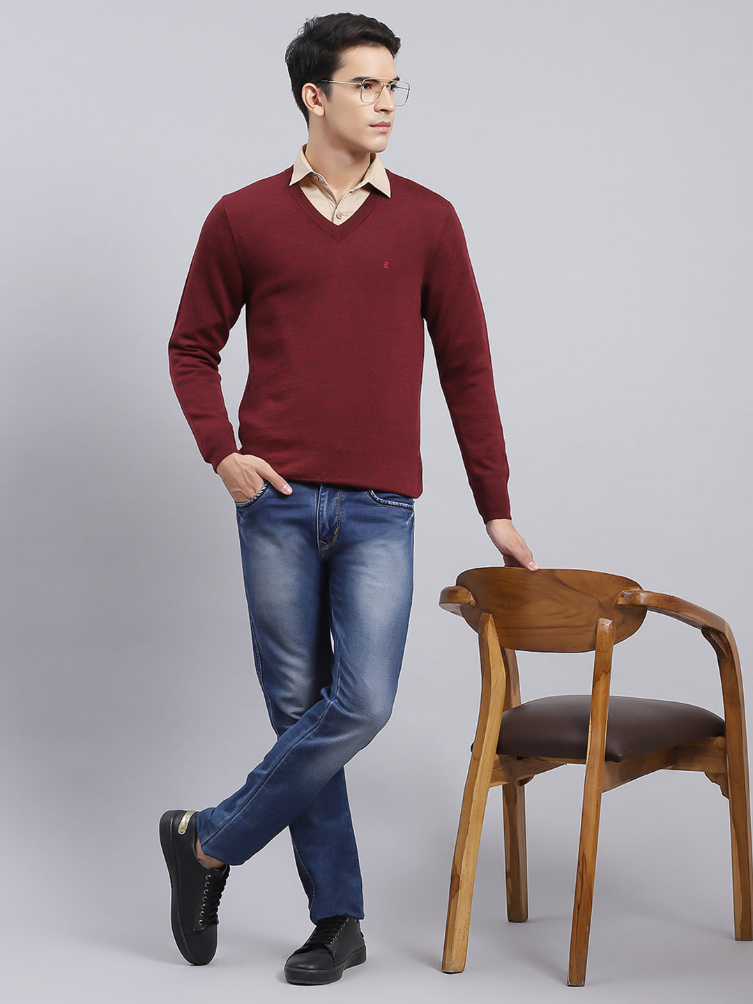 Men Maroon Solid Pure wool Pullover