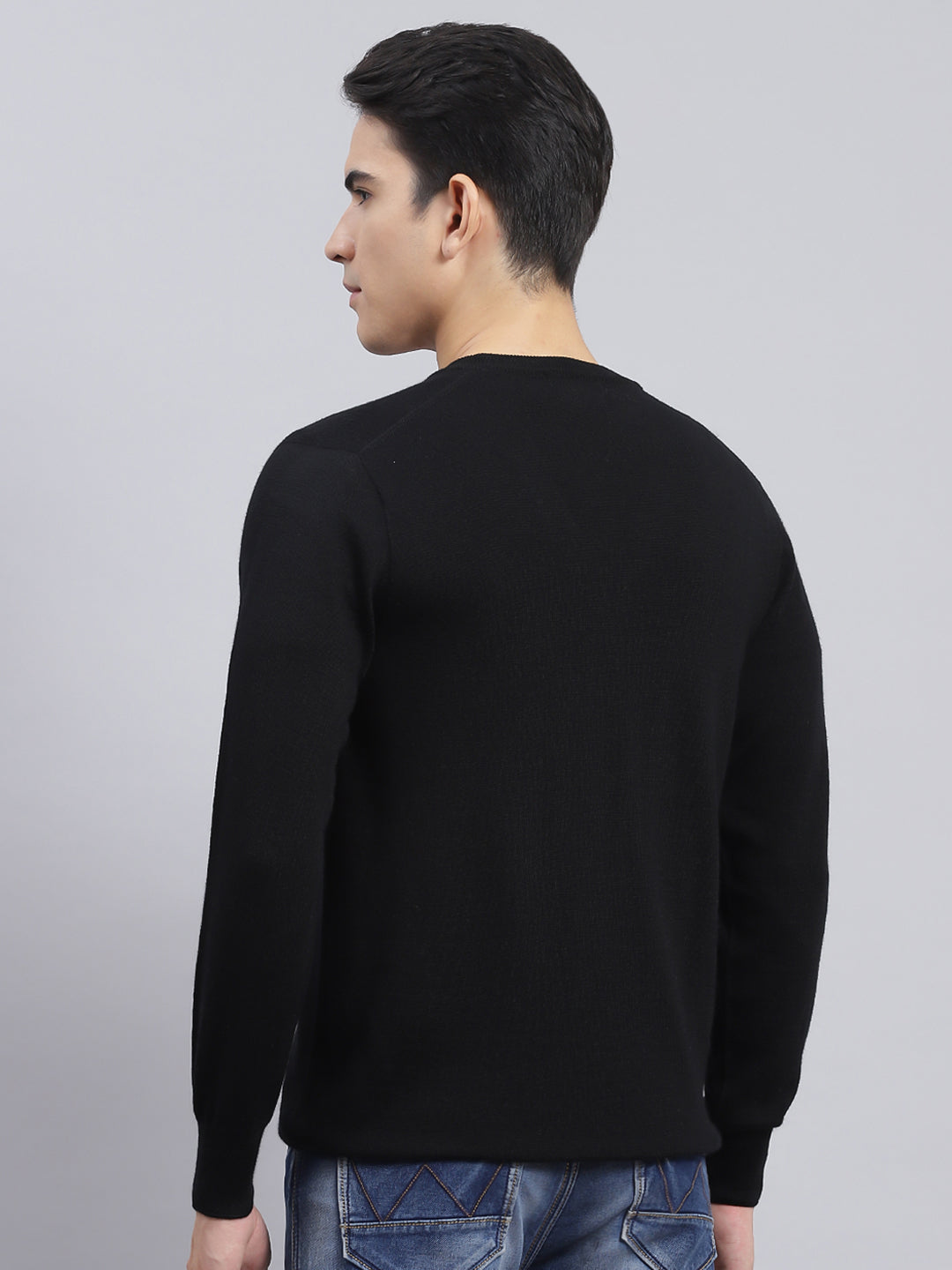 Men Black Solid Pure wool Pullover