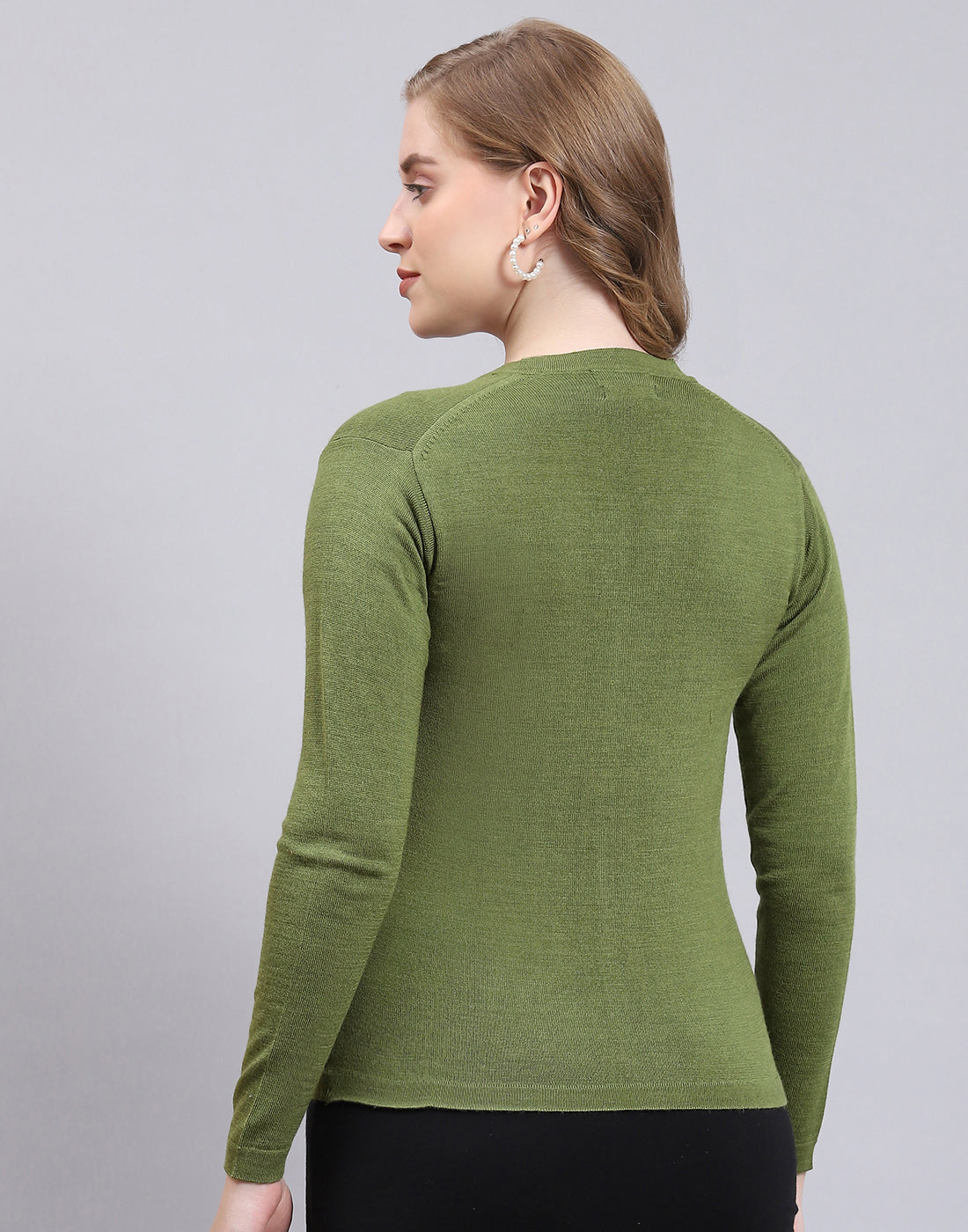 Women Green Solid V Neck Full Sleeve Cardigan