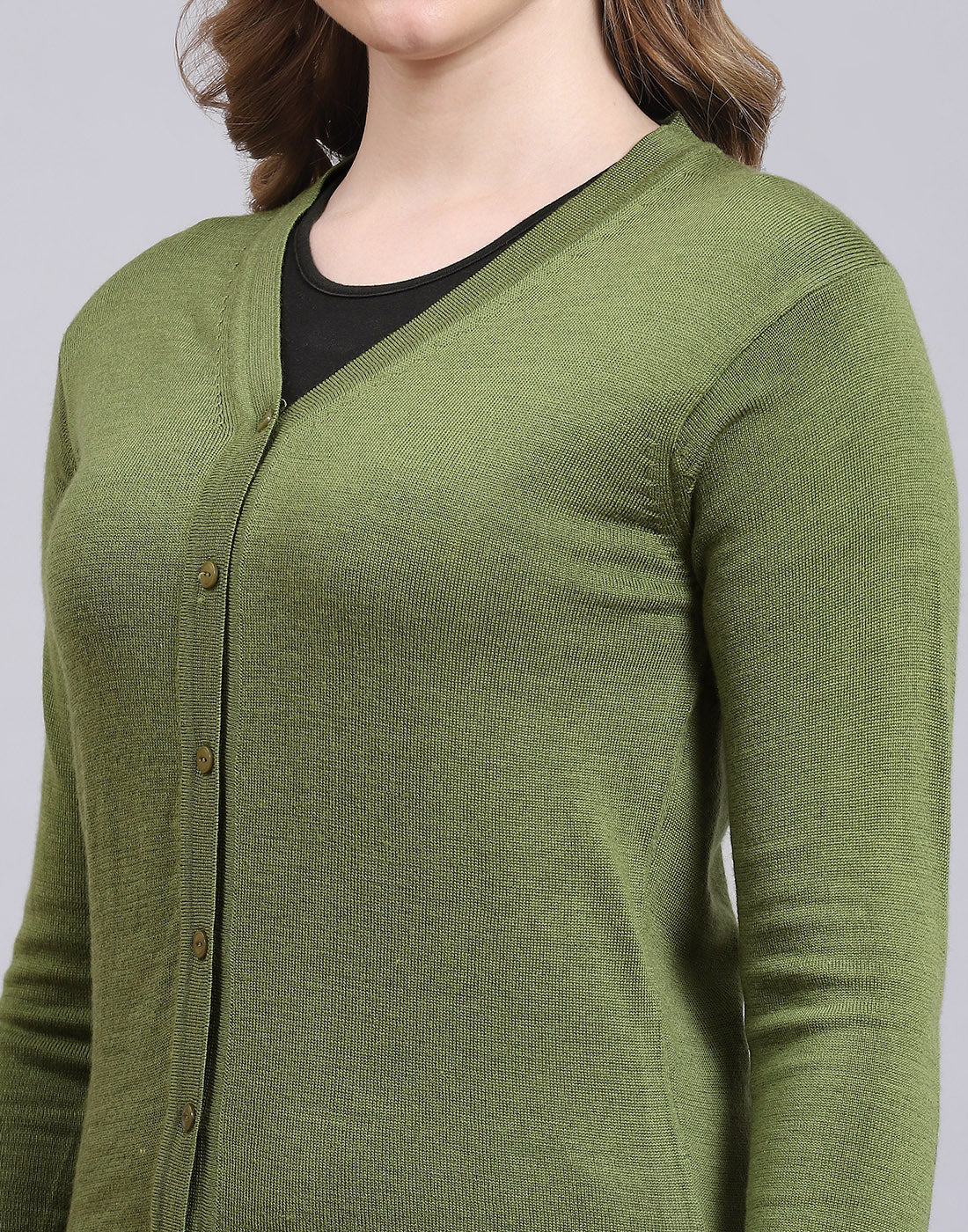 Women Green Solid V Neck Full Sleeve Cardigan