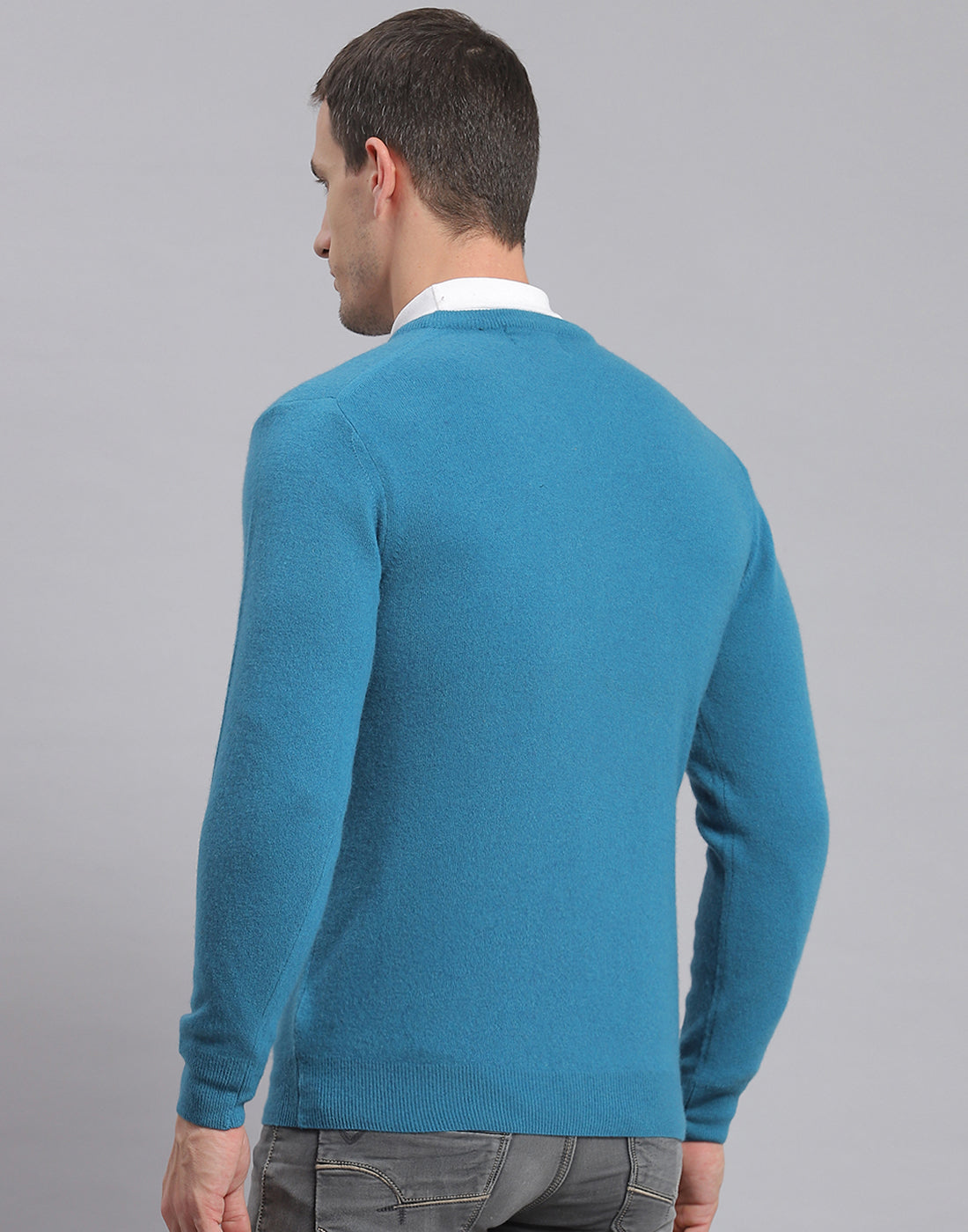 Men Teal Blue Solid V Neck Full Sleeve Sweater