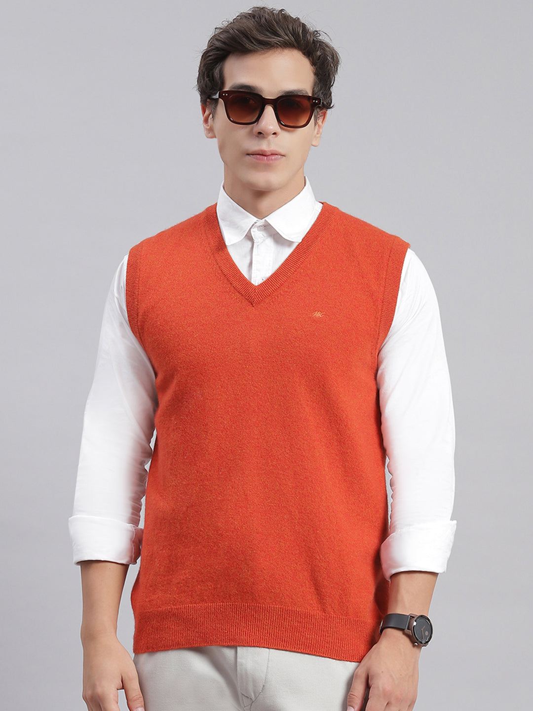 Men Orange Solid V Neck Sleeveless Sweaters/Pullovers