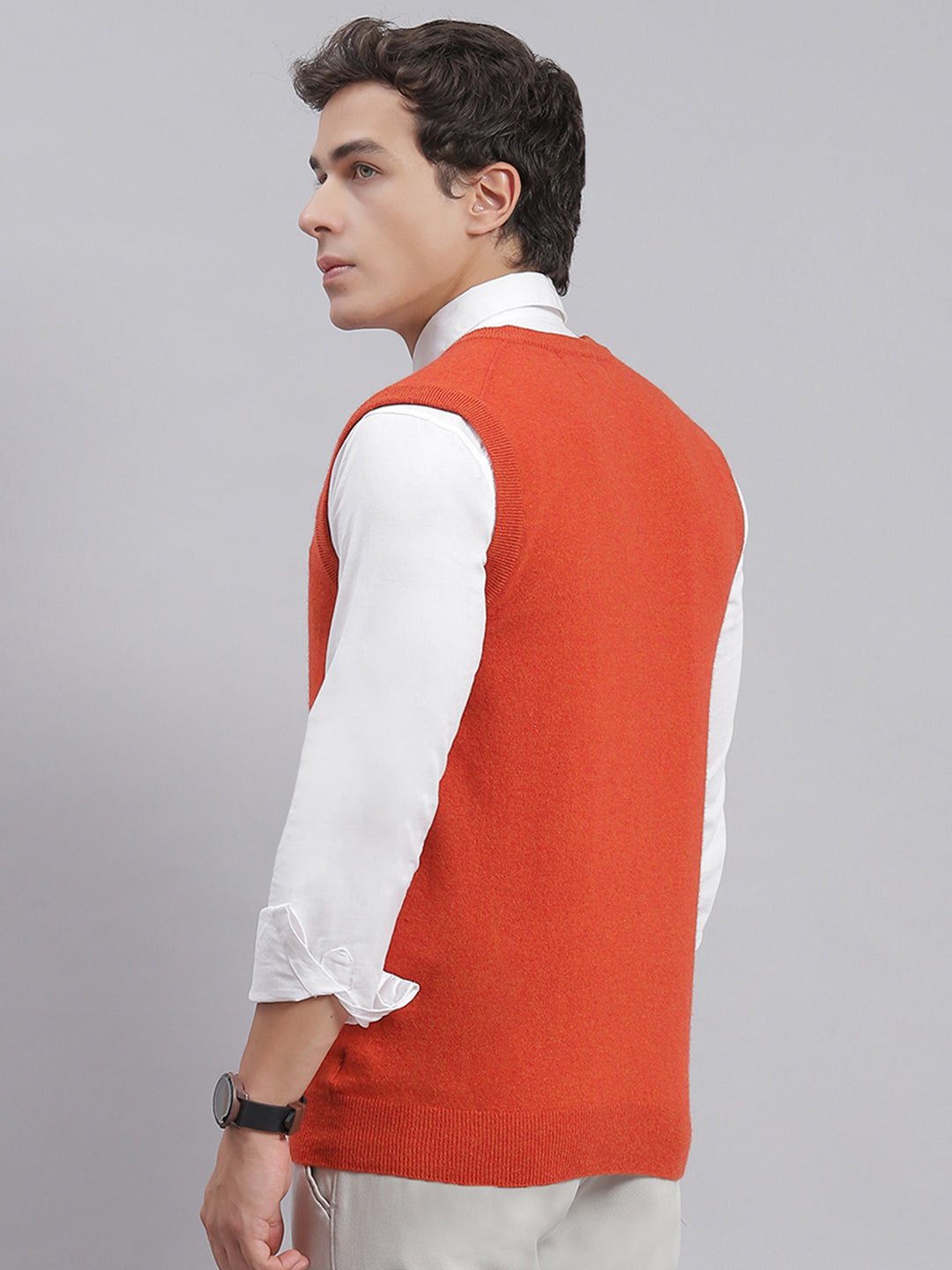 Men Orange Solid V Neck Sleeveless Sweaters/Pullovers