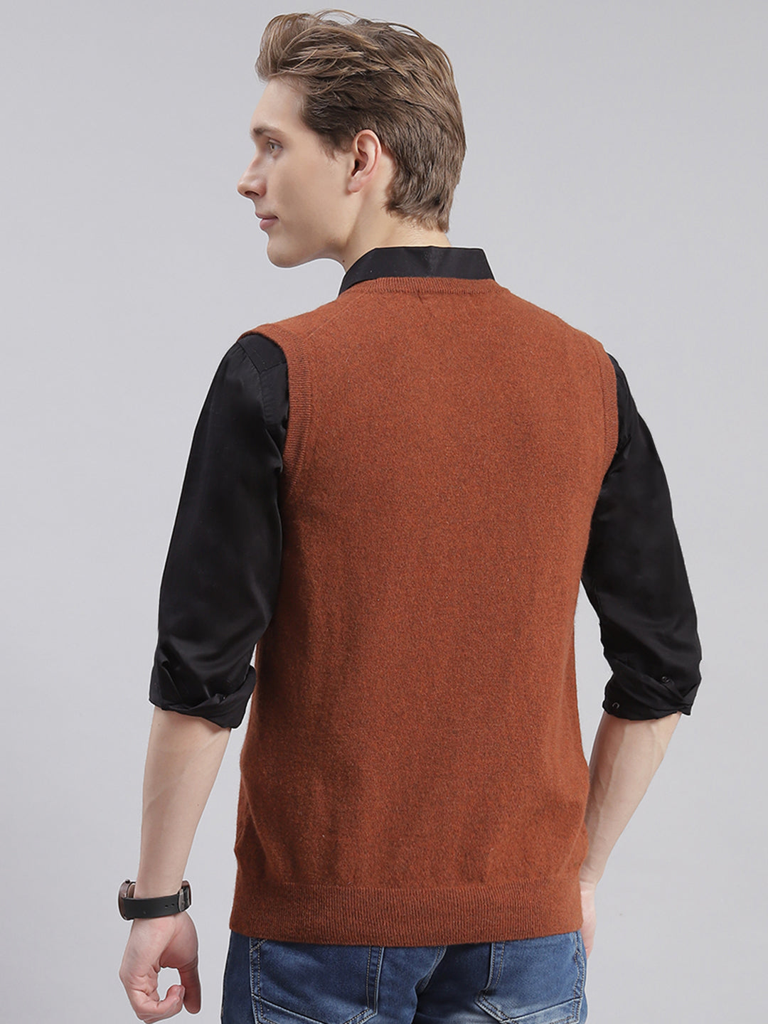 Men Brown Solid V Neck Sleeveless Sweaters/Pullovers