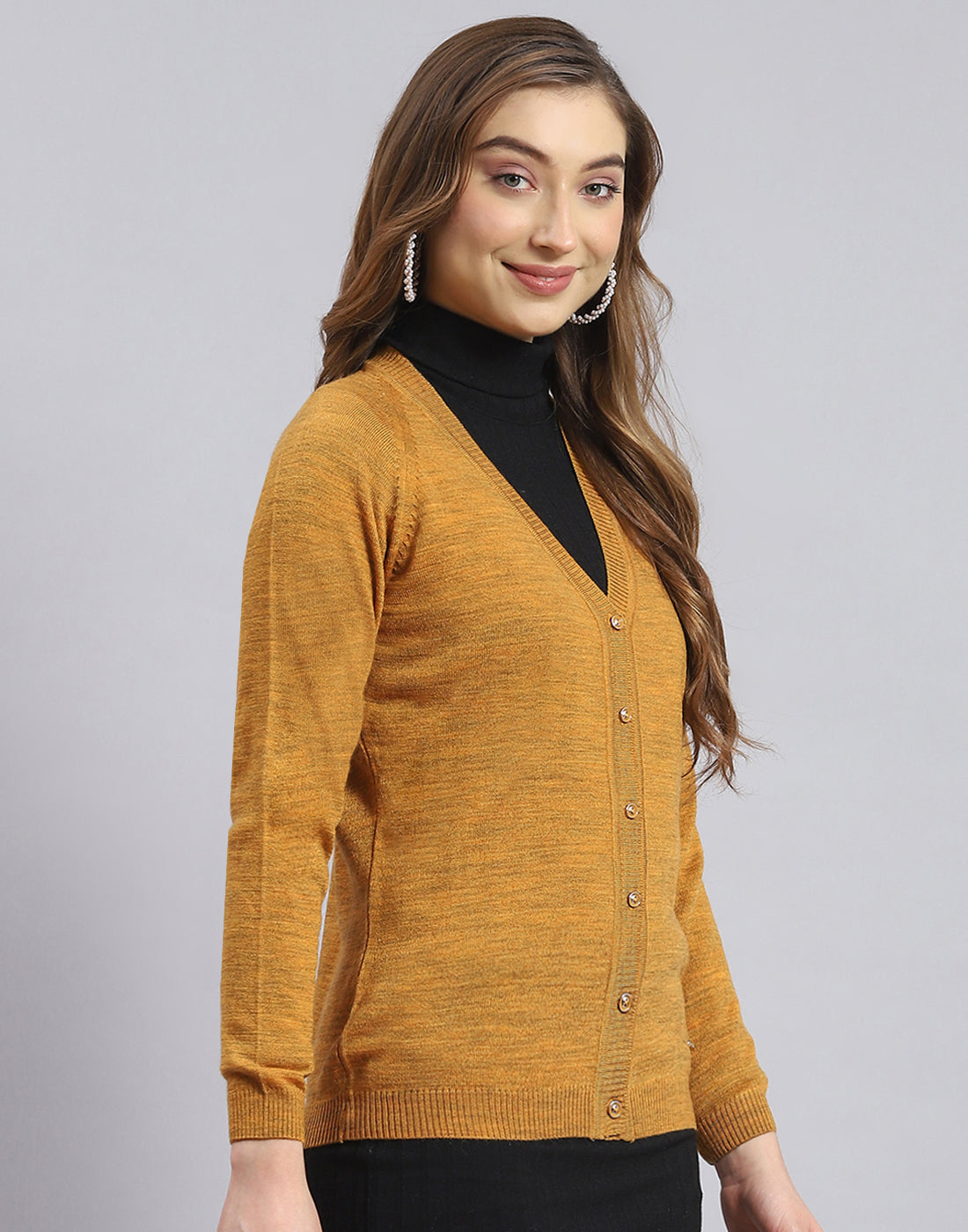 Women Mustard Solid V Neck Full Sleeve Sweater