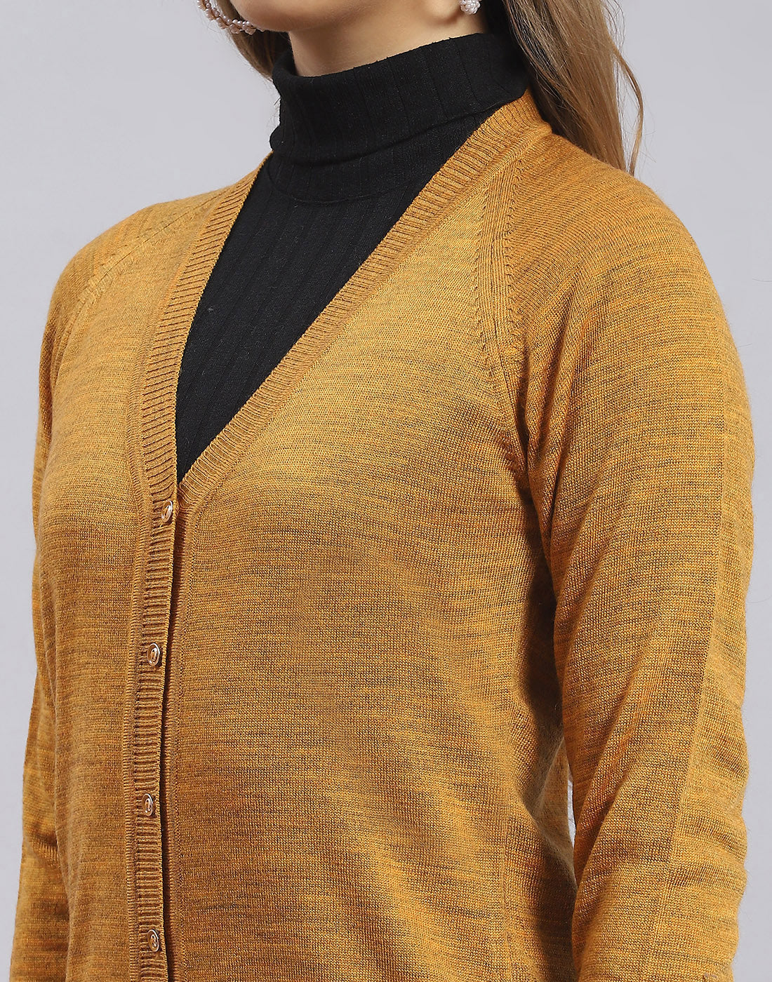 Women Mustard Solid V Neck Full Sleeve Sweater