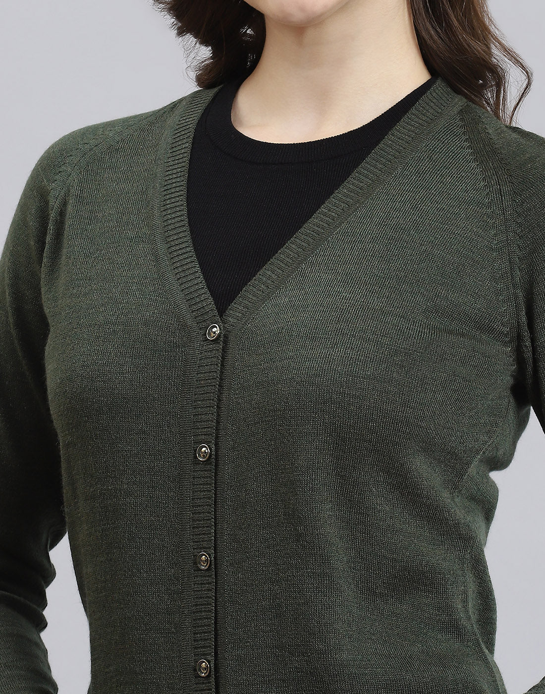 Women Green Solid V Neck Full Sleeve Cardigan