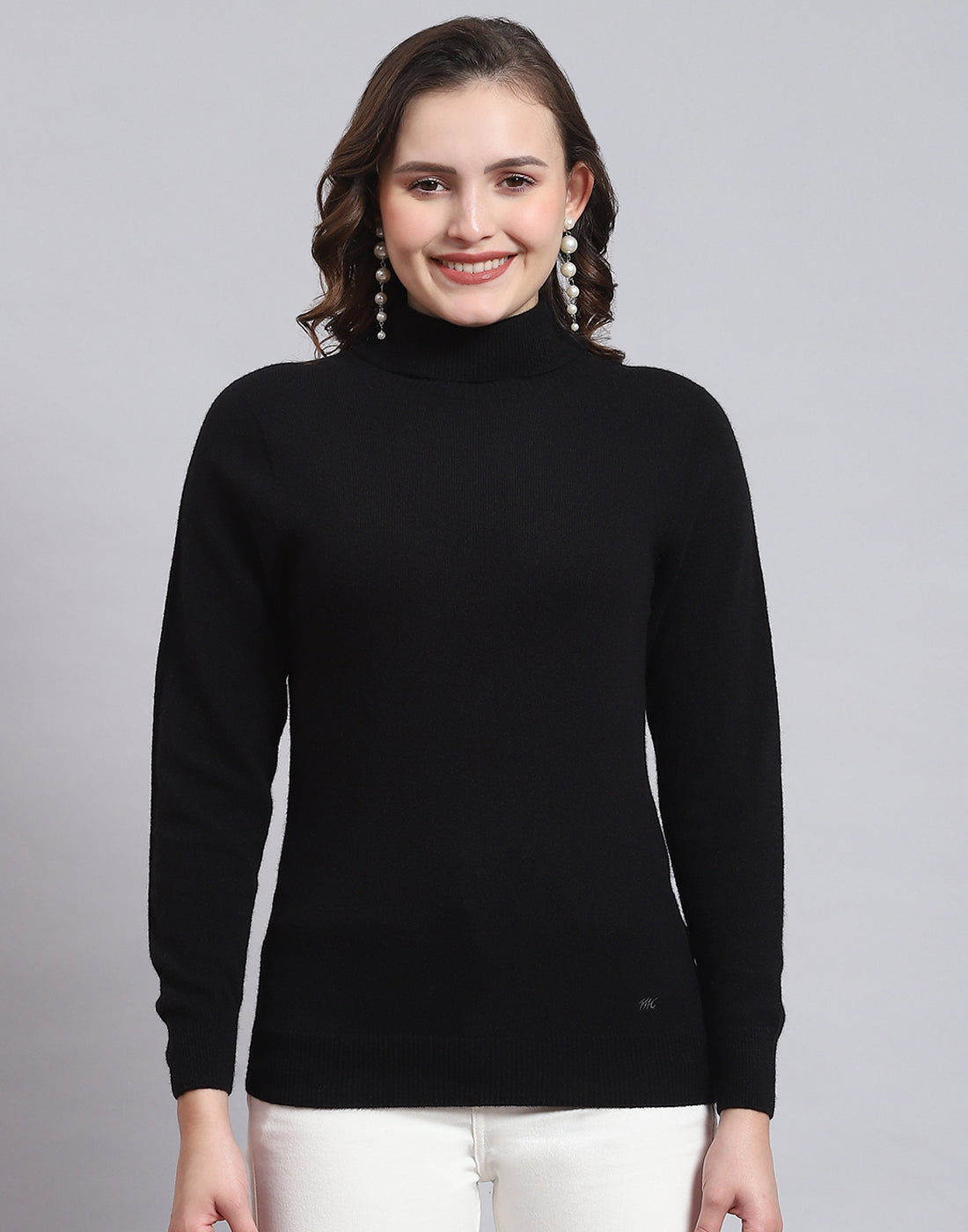 Women Black Solid H Neck Full Sleeve Sweatshirt