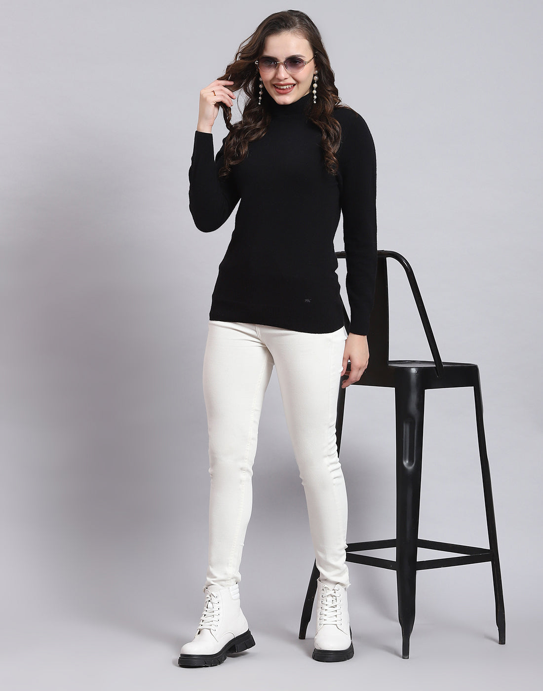 Women Black Solid H Neck Full Sleeve Sweatshirt