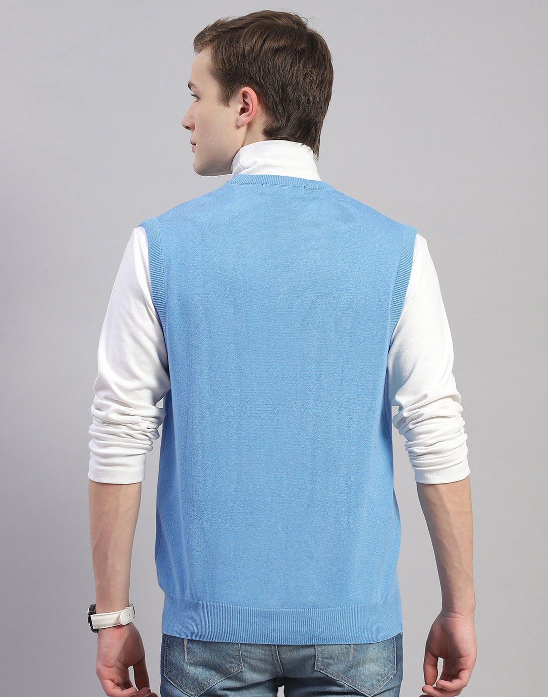 Men Blue Solid V Neck Sleeveless Sweater