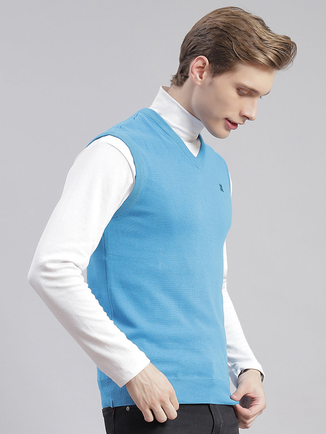 Men Turquoise Blue Solid V Neck Sleeveless Sweaters/Pullovers