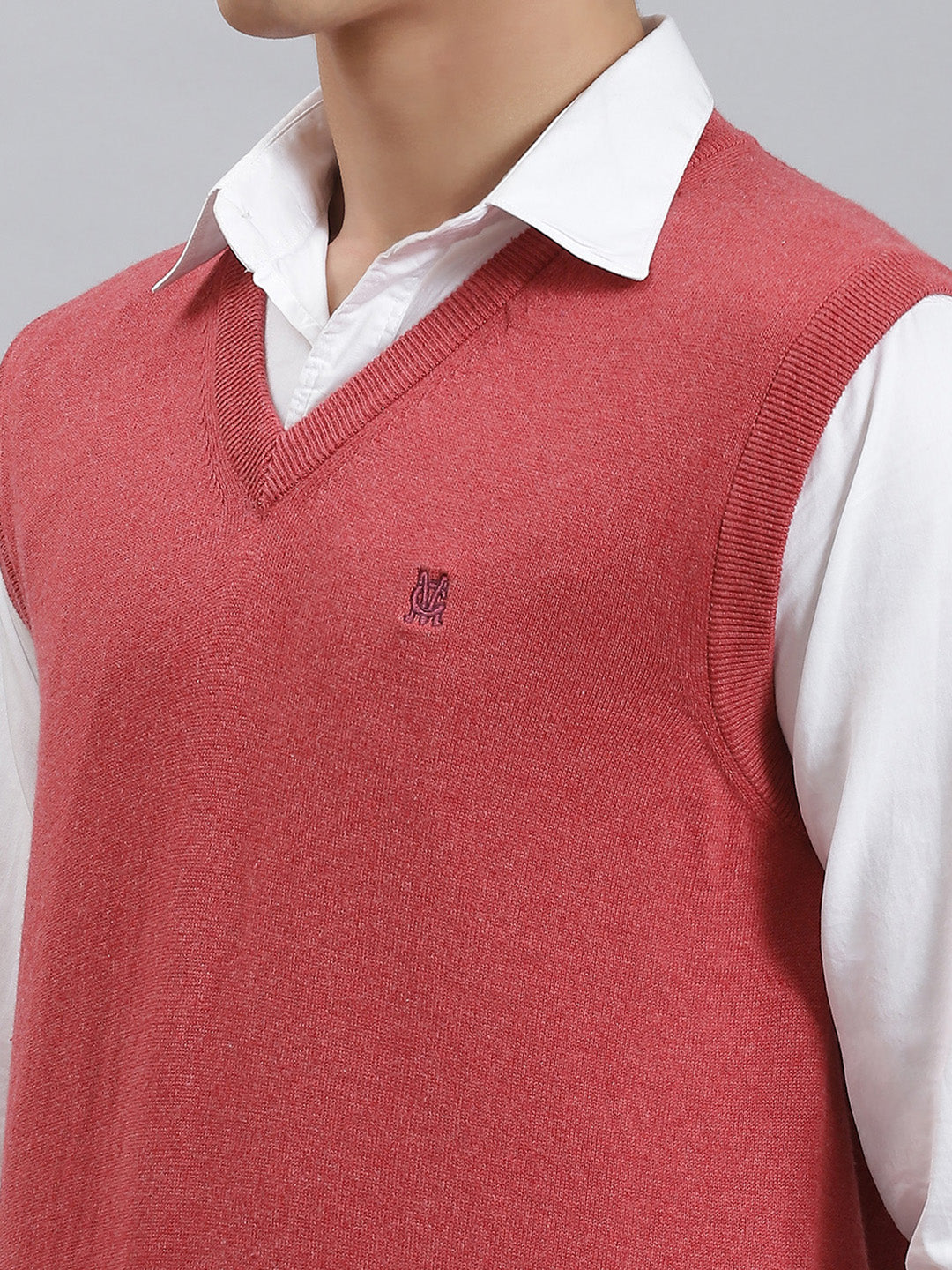 Men Pink Solid V Neck Sleeveless Sweaters/Pullovers