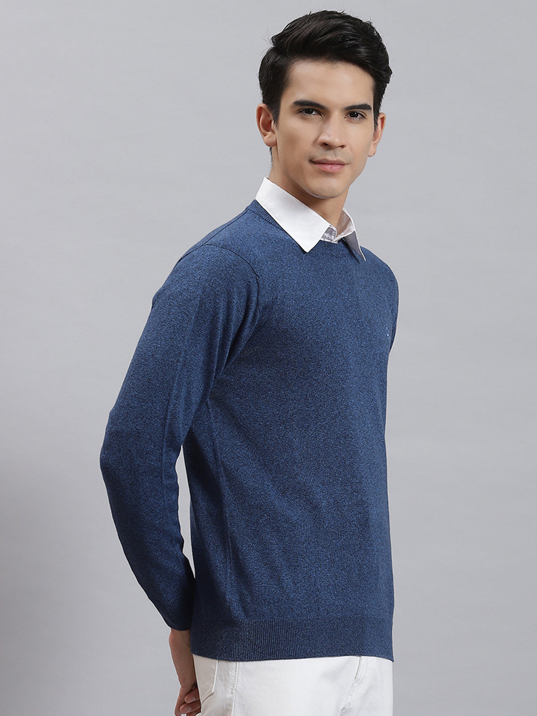 Men Blue Solid Round Neck Full Sleeve Sweaters/Pullovers